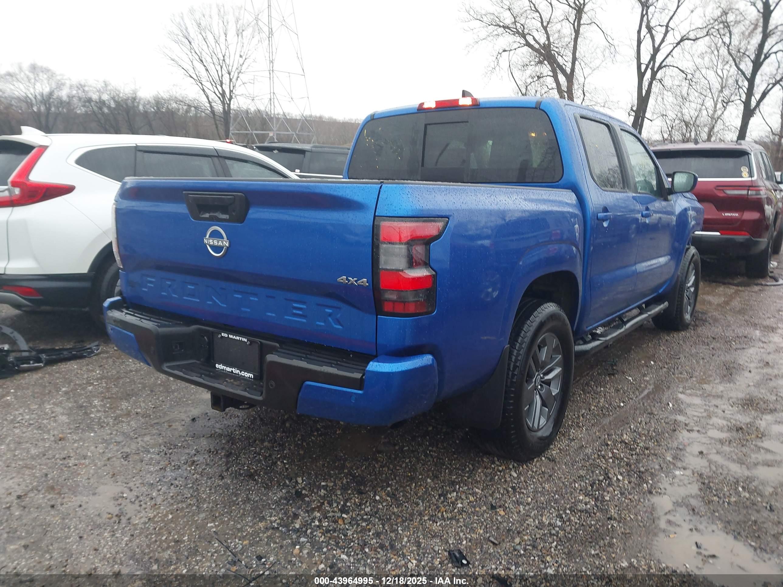 NISSAN FRONTIER image 4