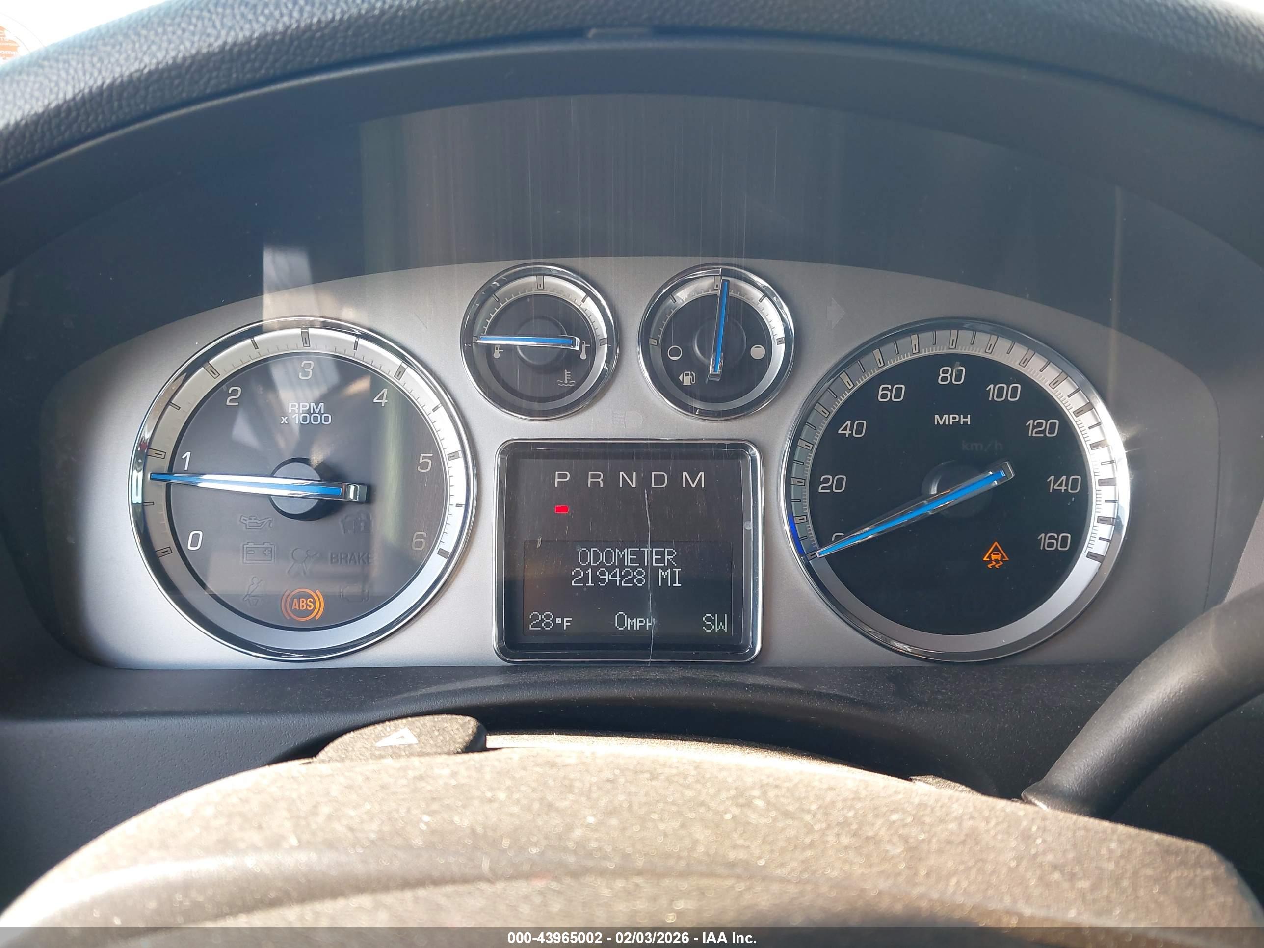 CADILLAC ESCALADE image 7