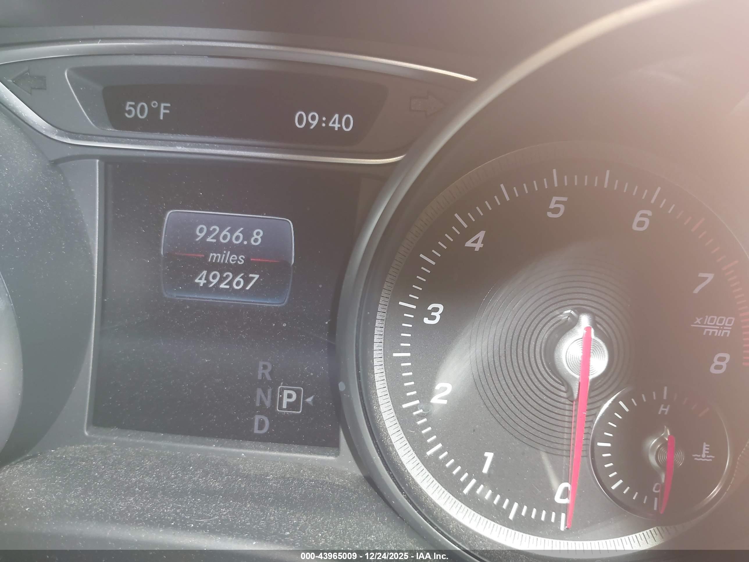 MERCEDES-BENZ CLA image 7