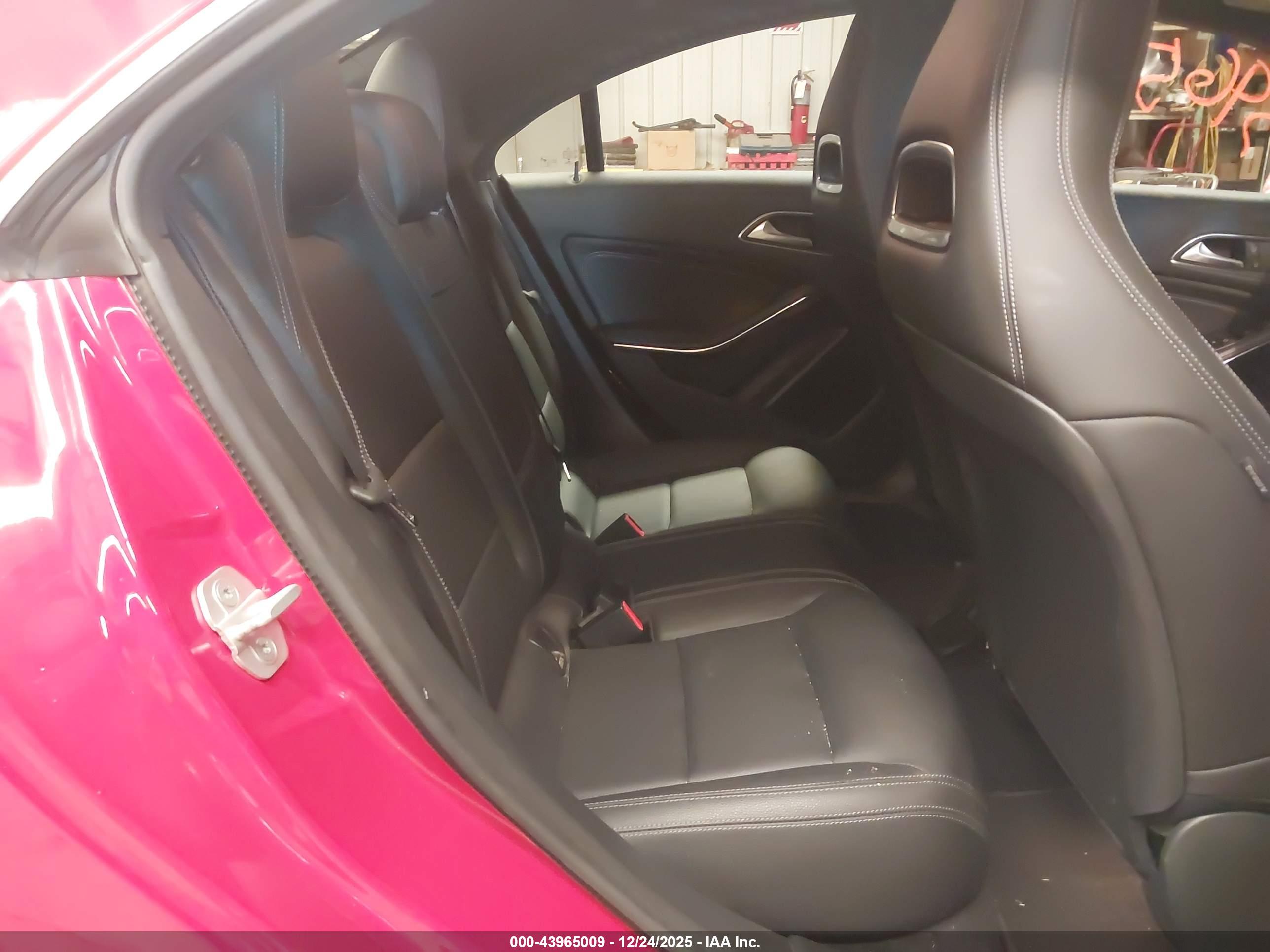 MERCEDES-BENZ CLA image 8