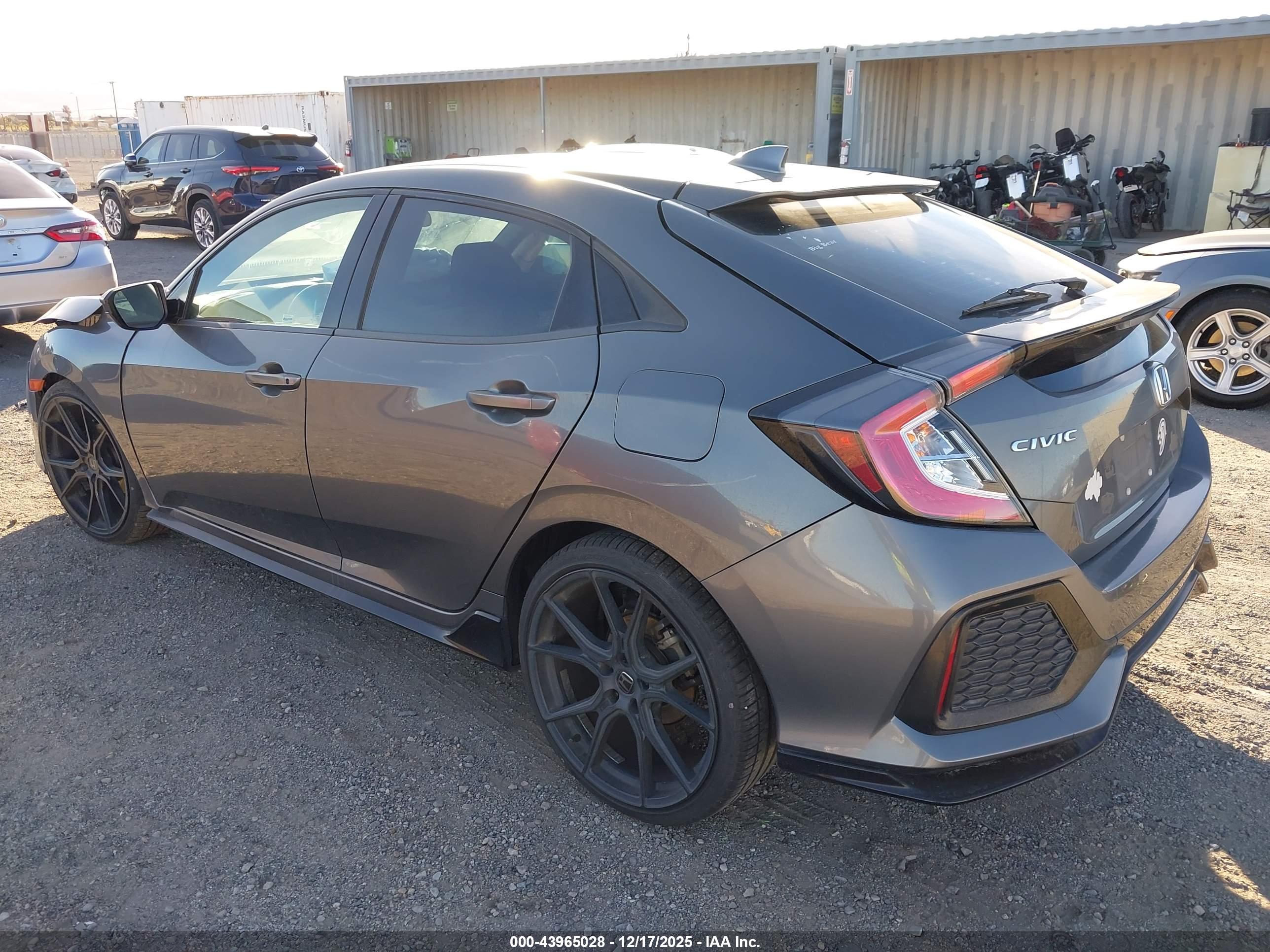 HONDA CIVIC image 3