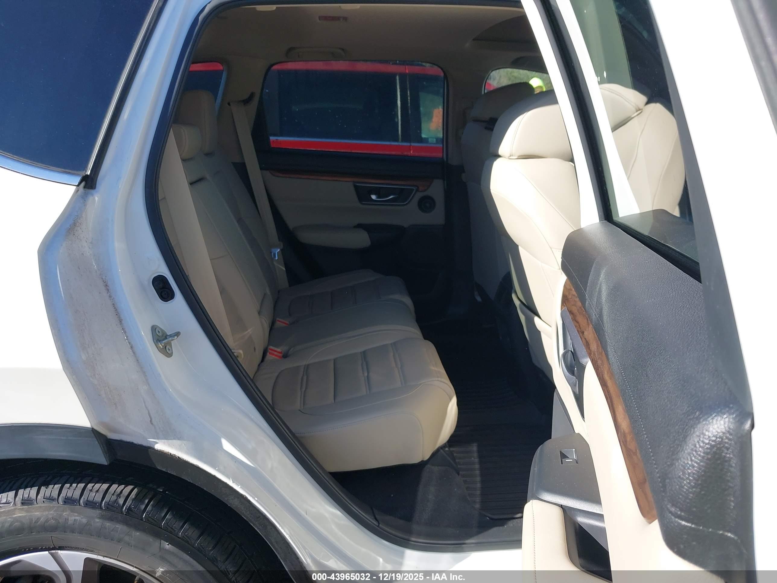 HONDA CR-V image 8