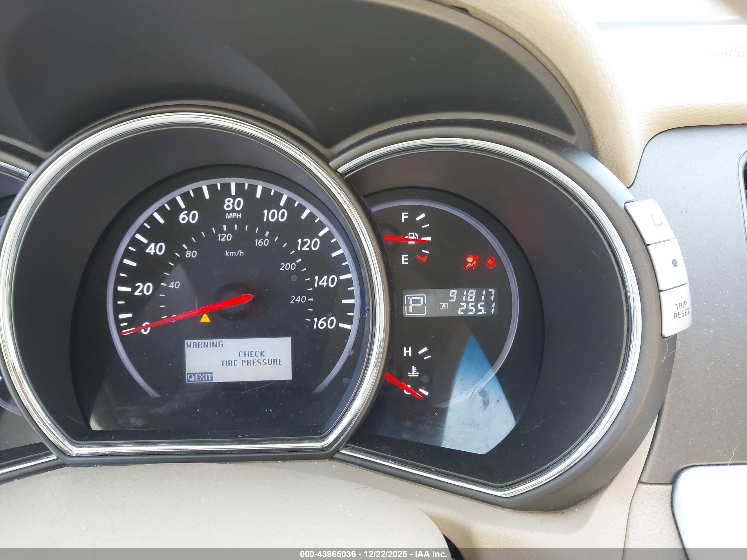 NISSAN MURANO image 7