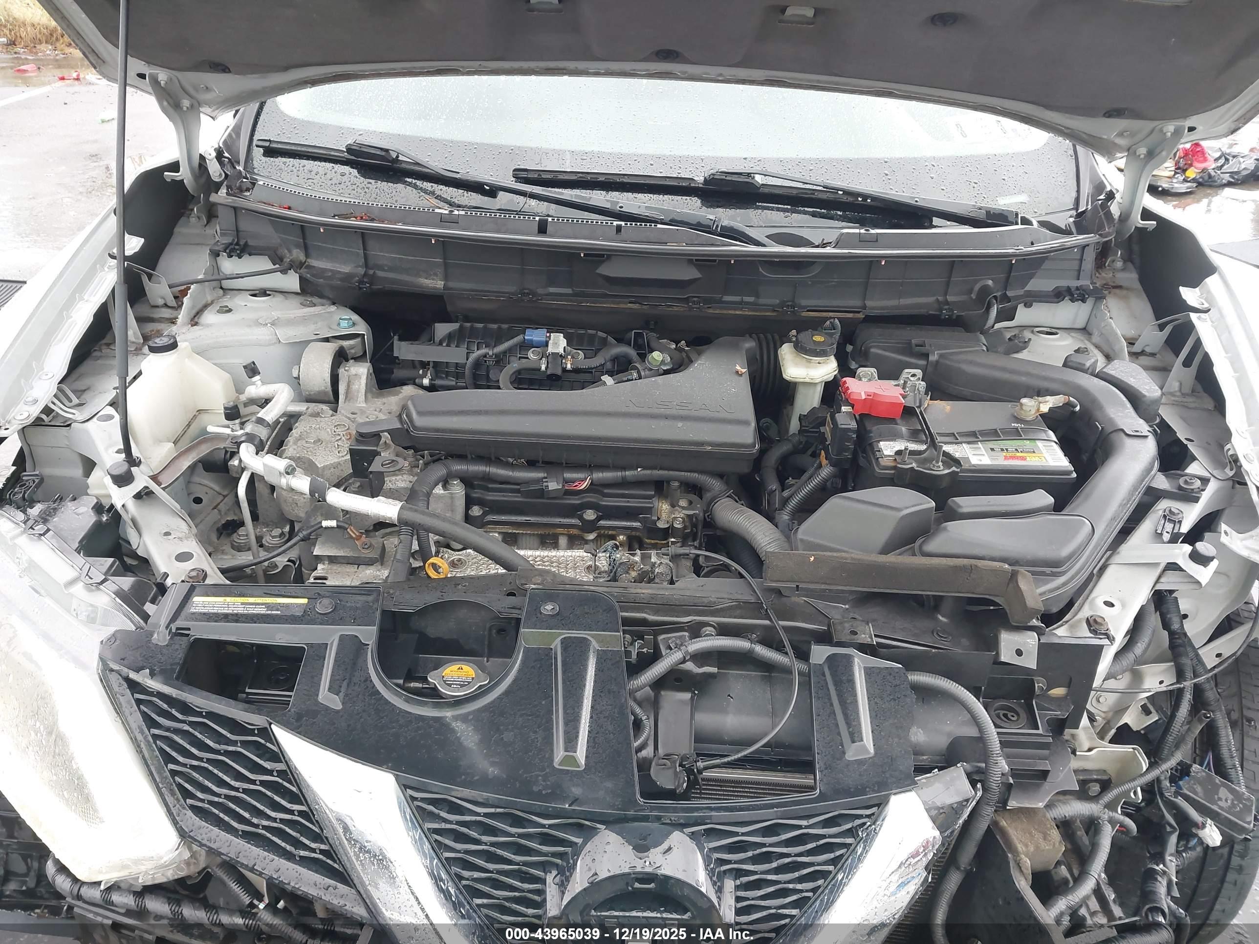NISSAN ROGUE image 10