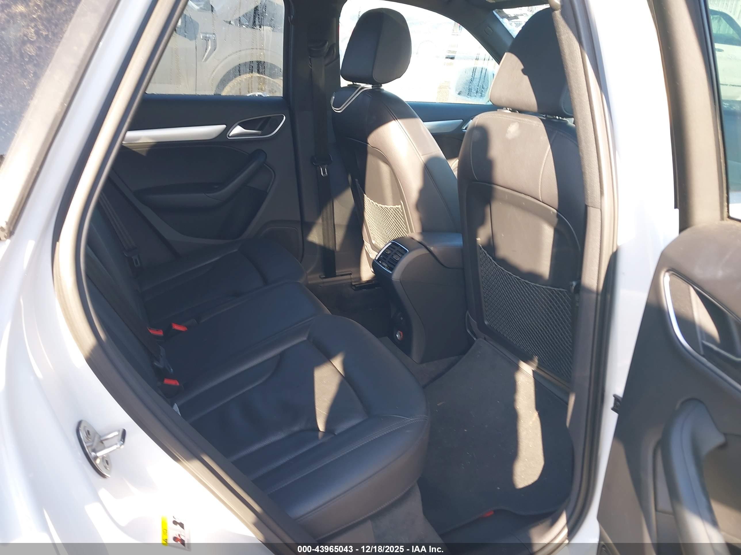 AUDI Q3 image 8