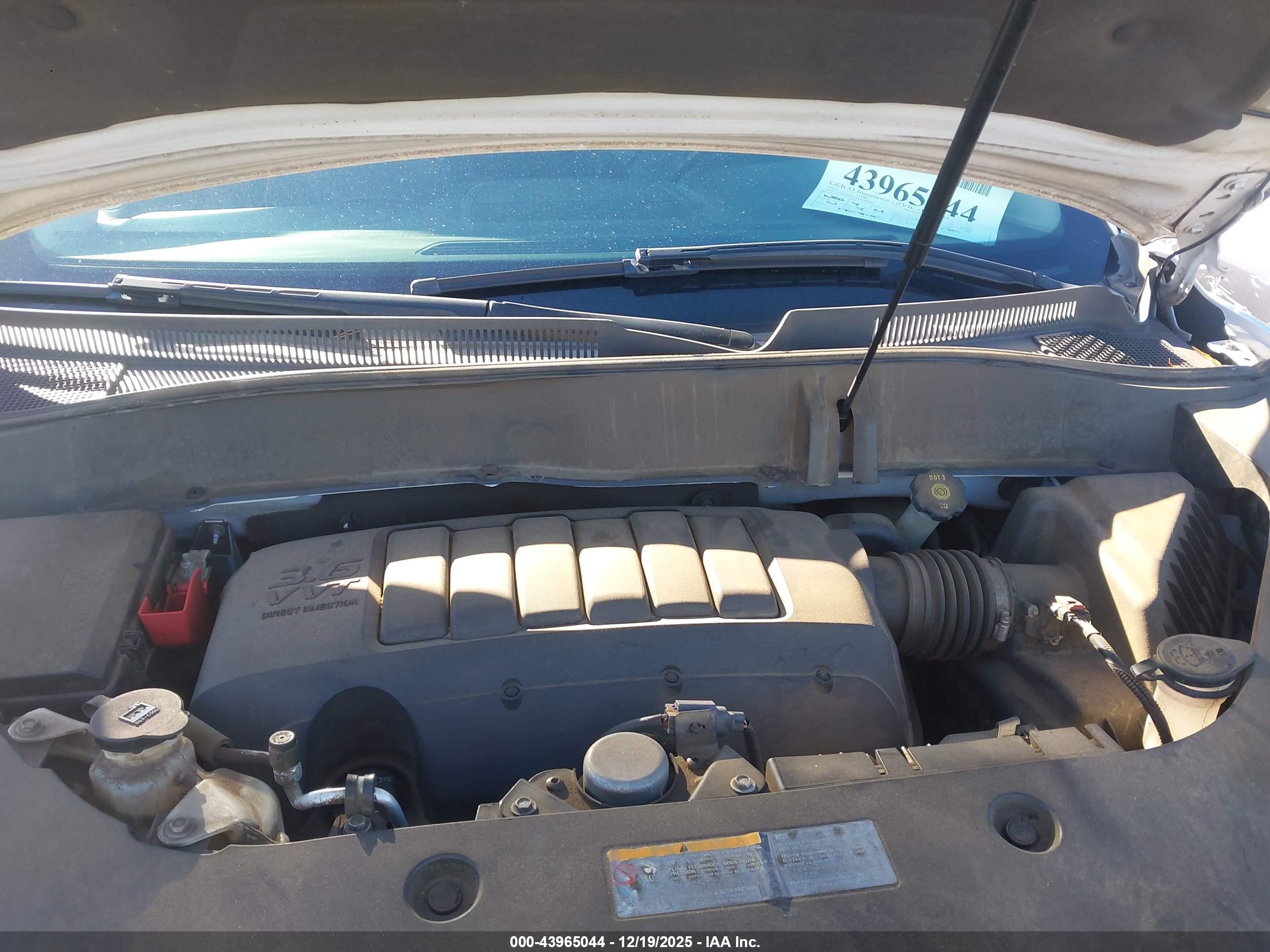 GMC ACADIA image 10