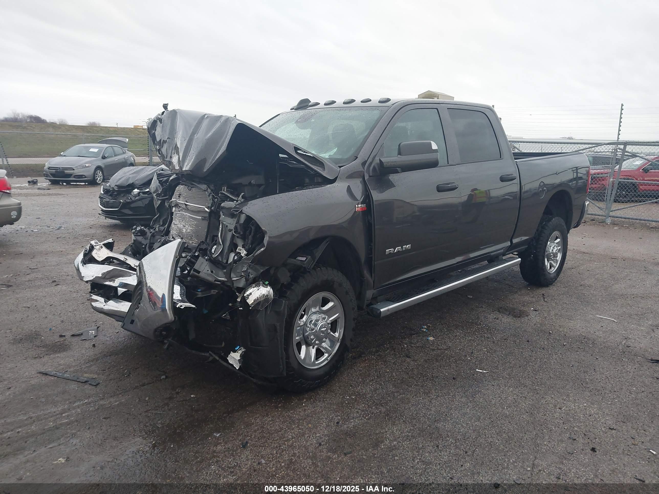 RAM 2500 image 2
