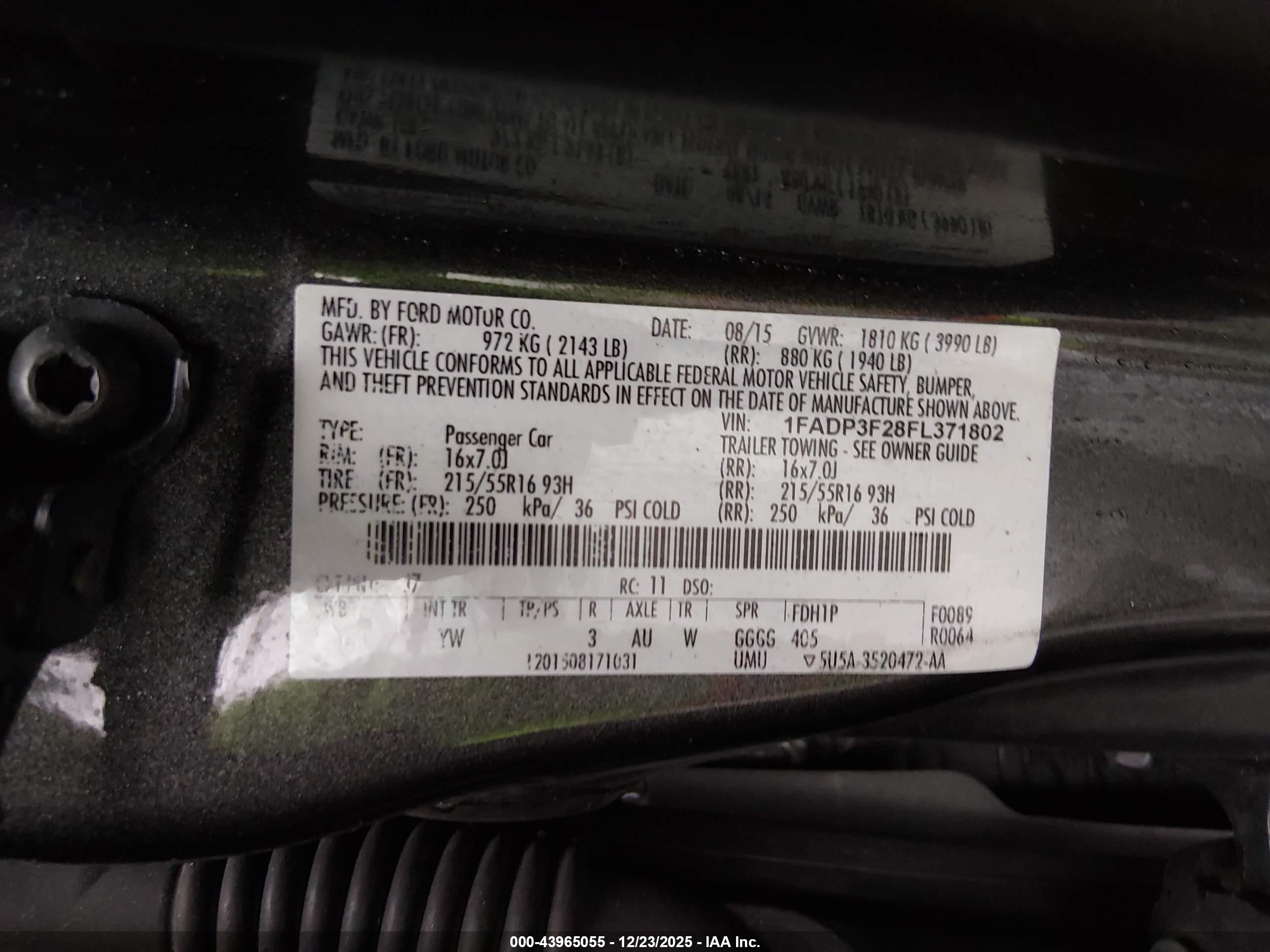 FORD FOCUS image 9