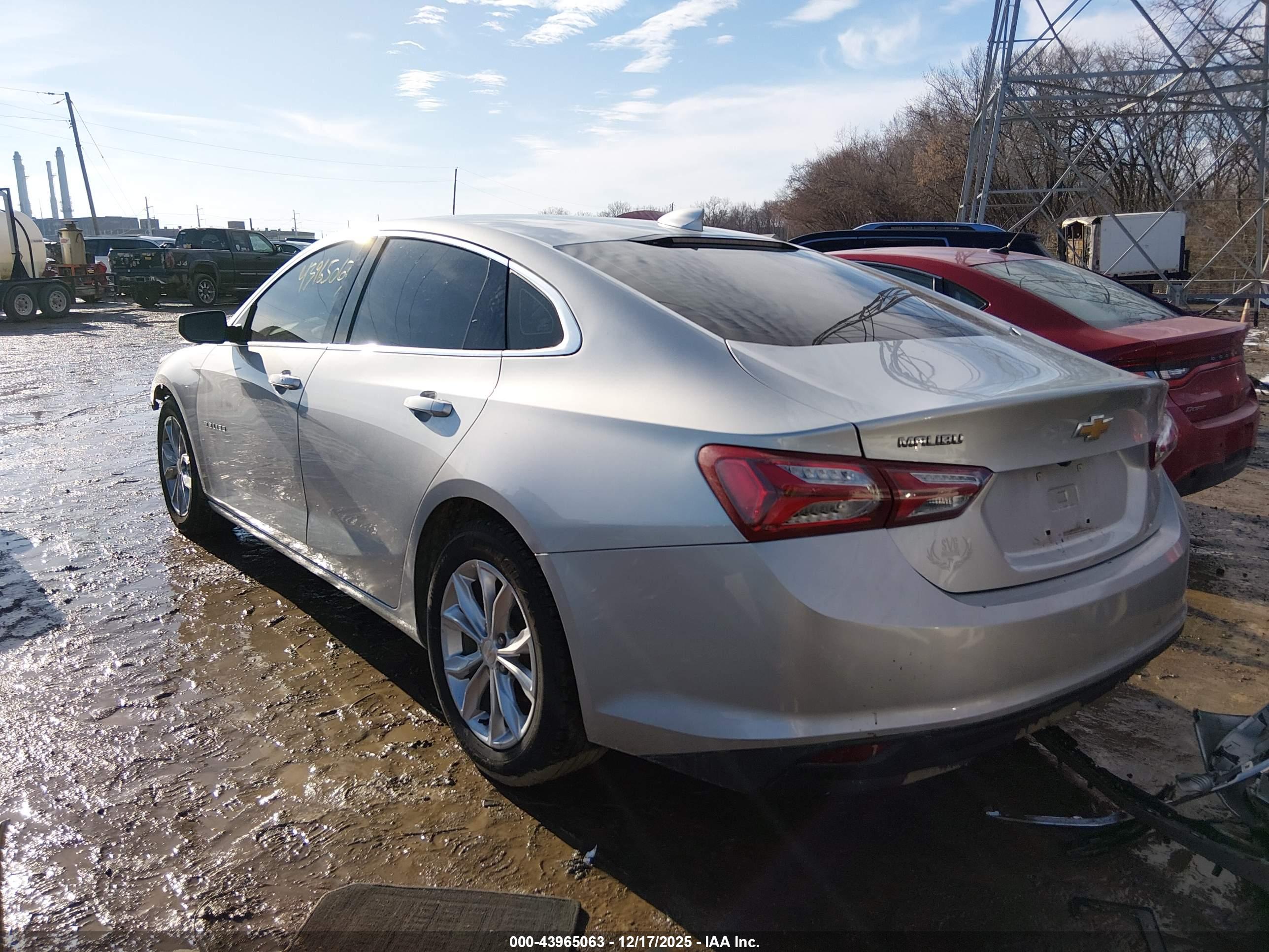 CHEVROLET MALIBU image 3