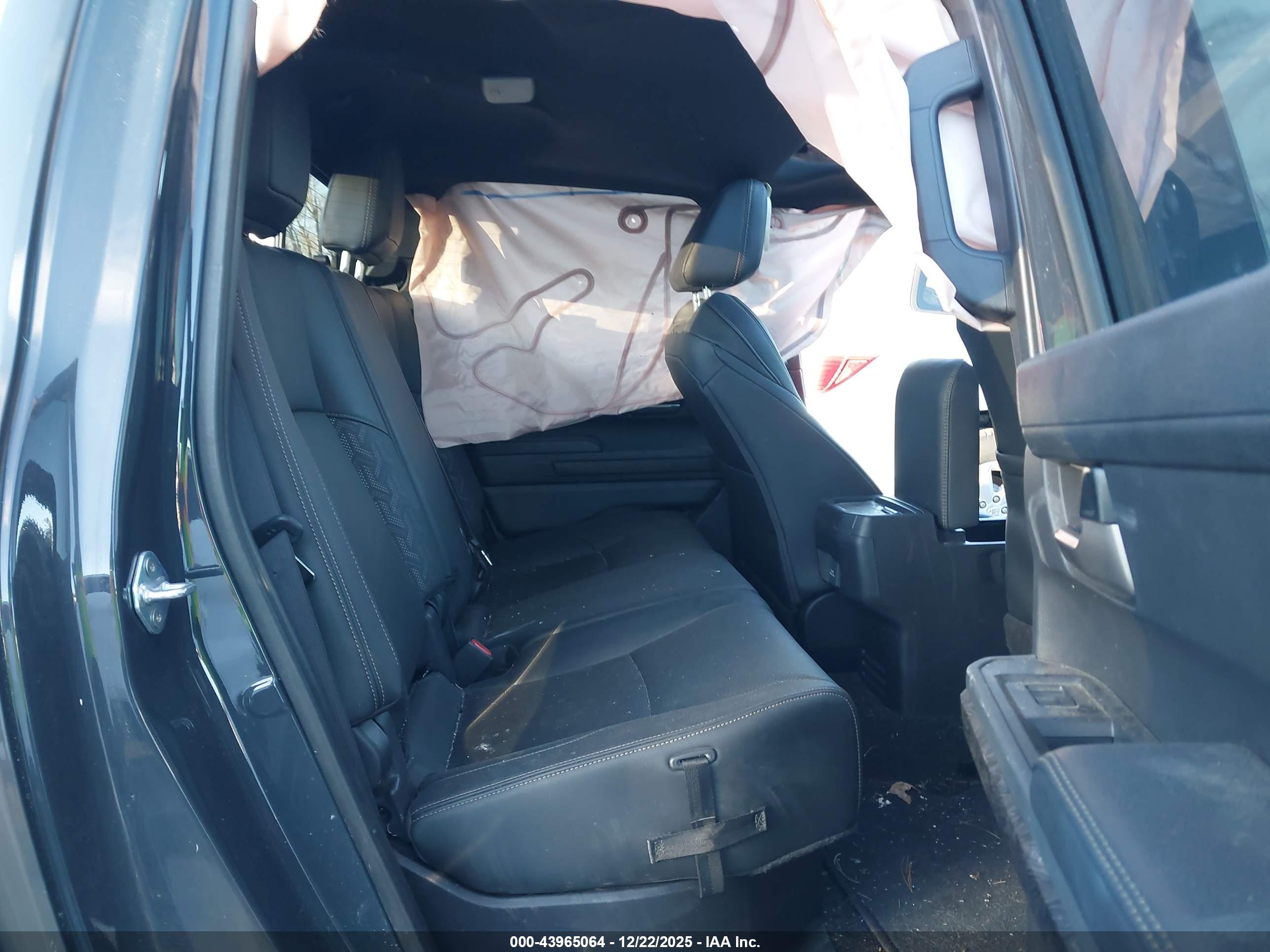 TOYOTA TACOMA image 8