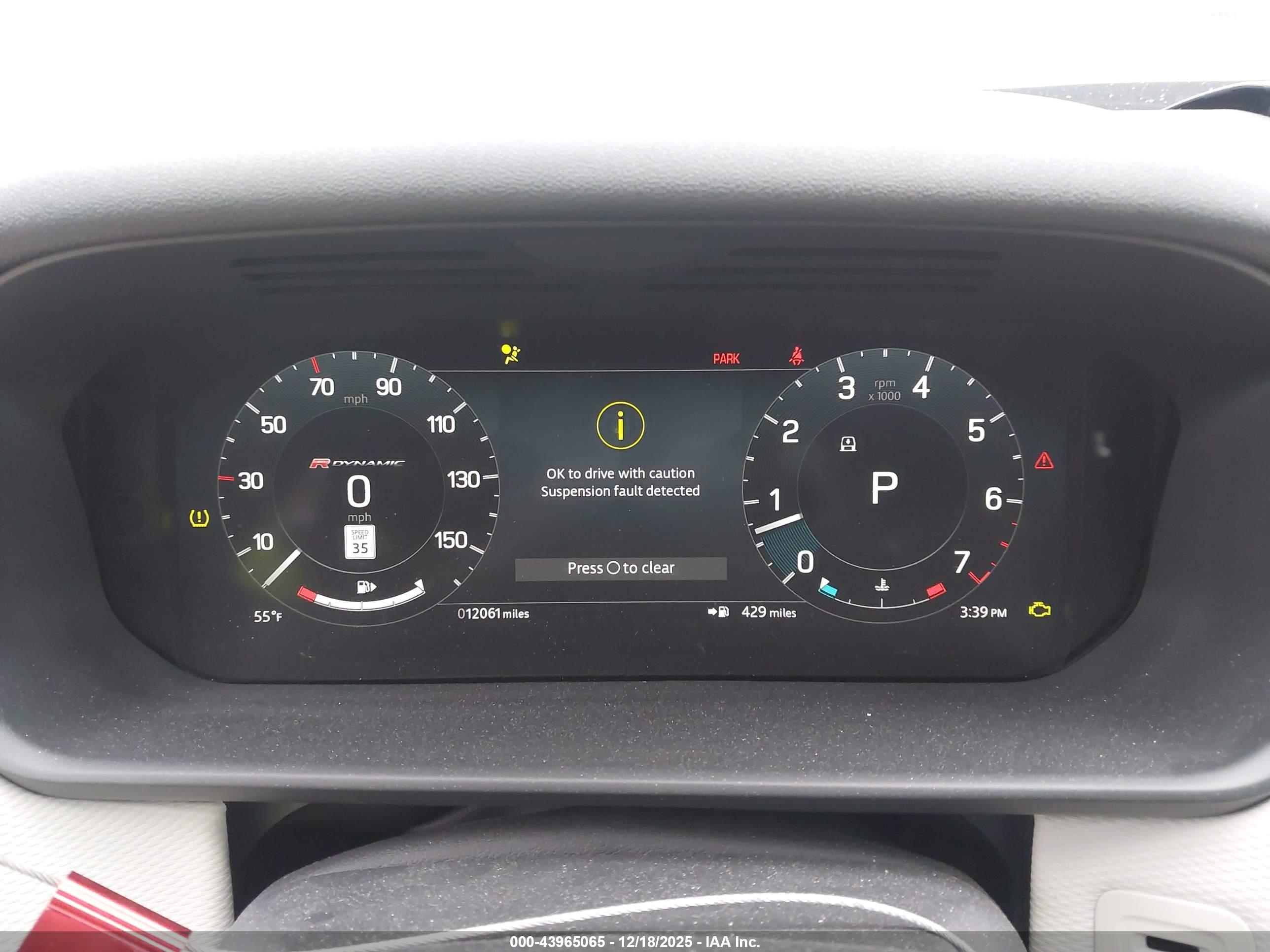 LAND ROVER image 7