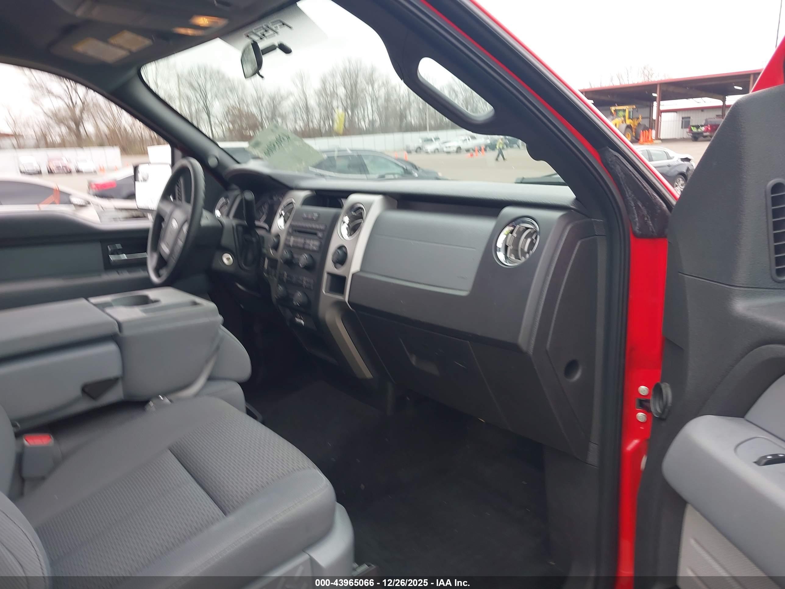 FORD F-150 image 5