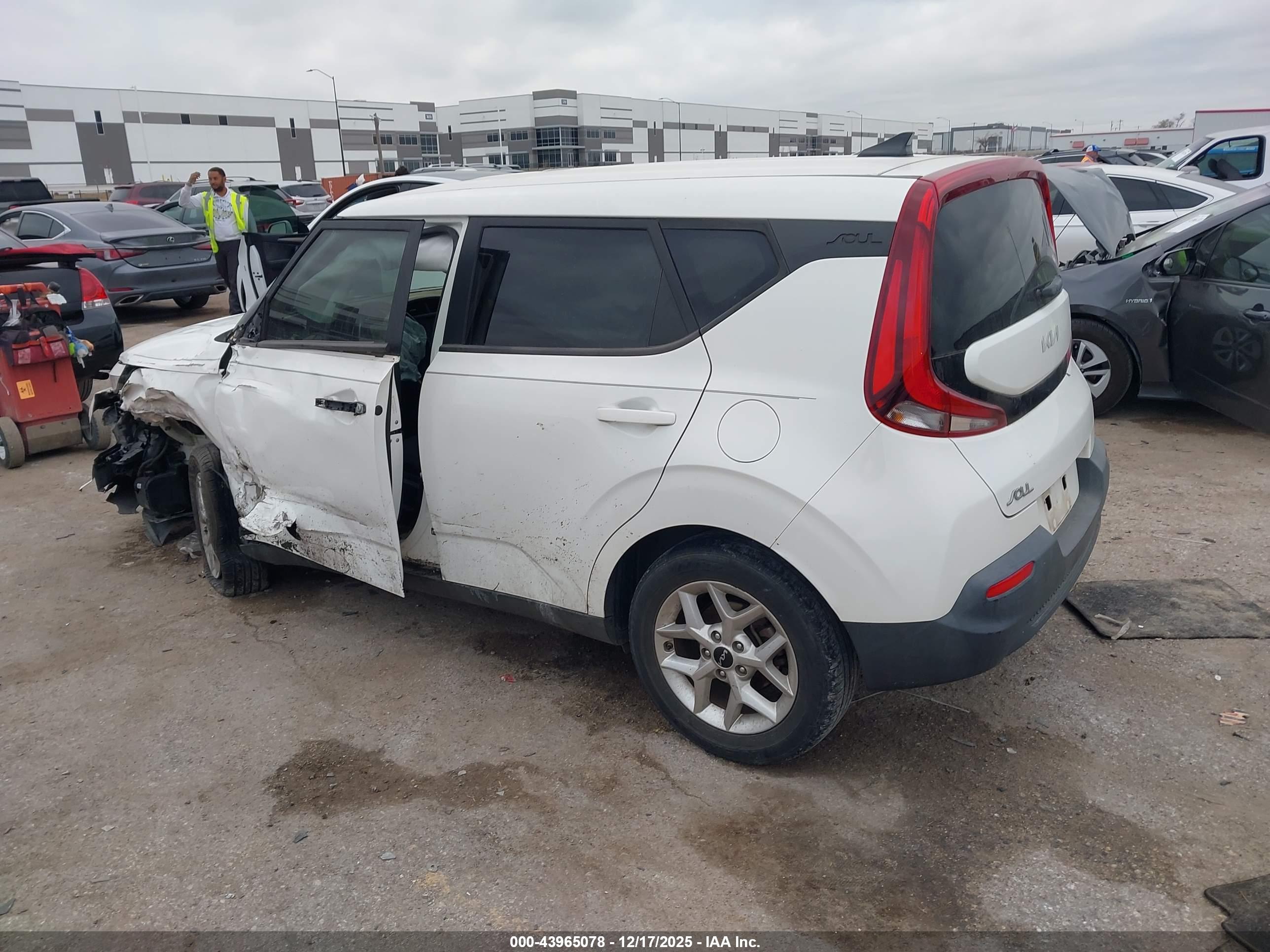 KIA SOUL image 3