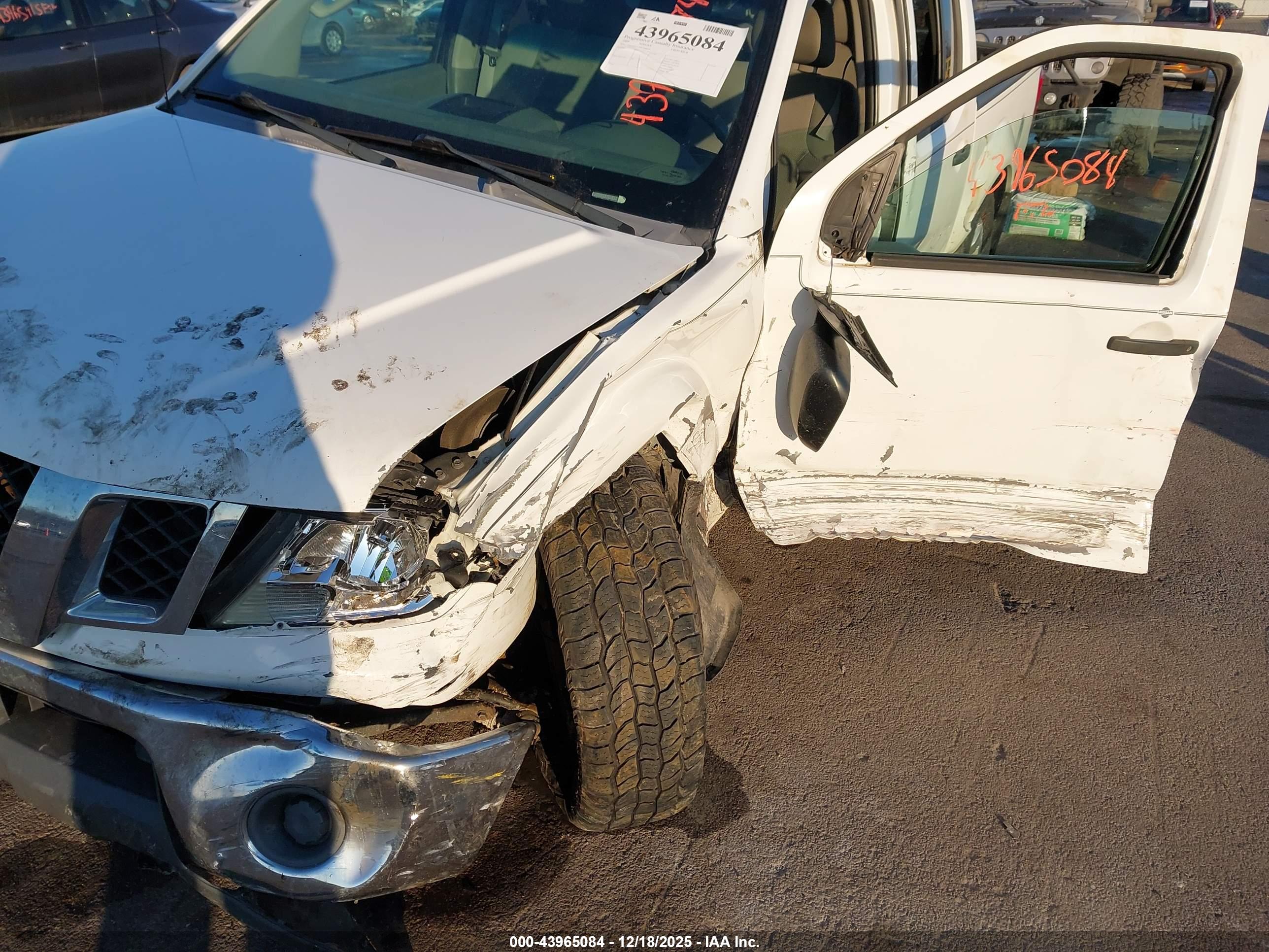 NISSAN FRONTIER image 6