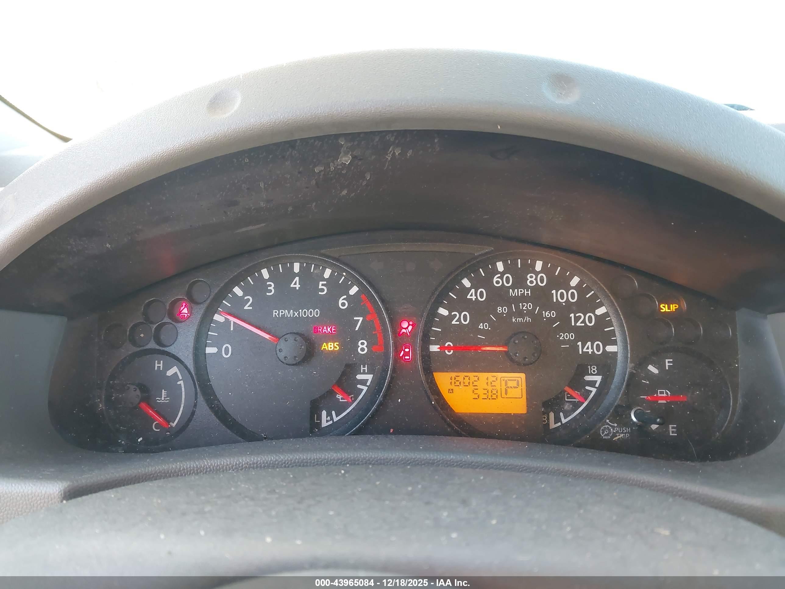NISSAN FRONTIER image 7