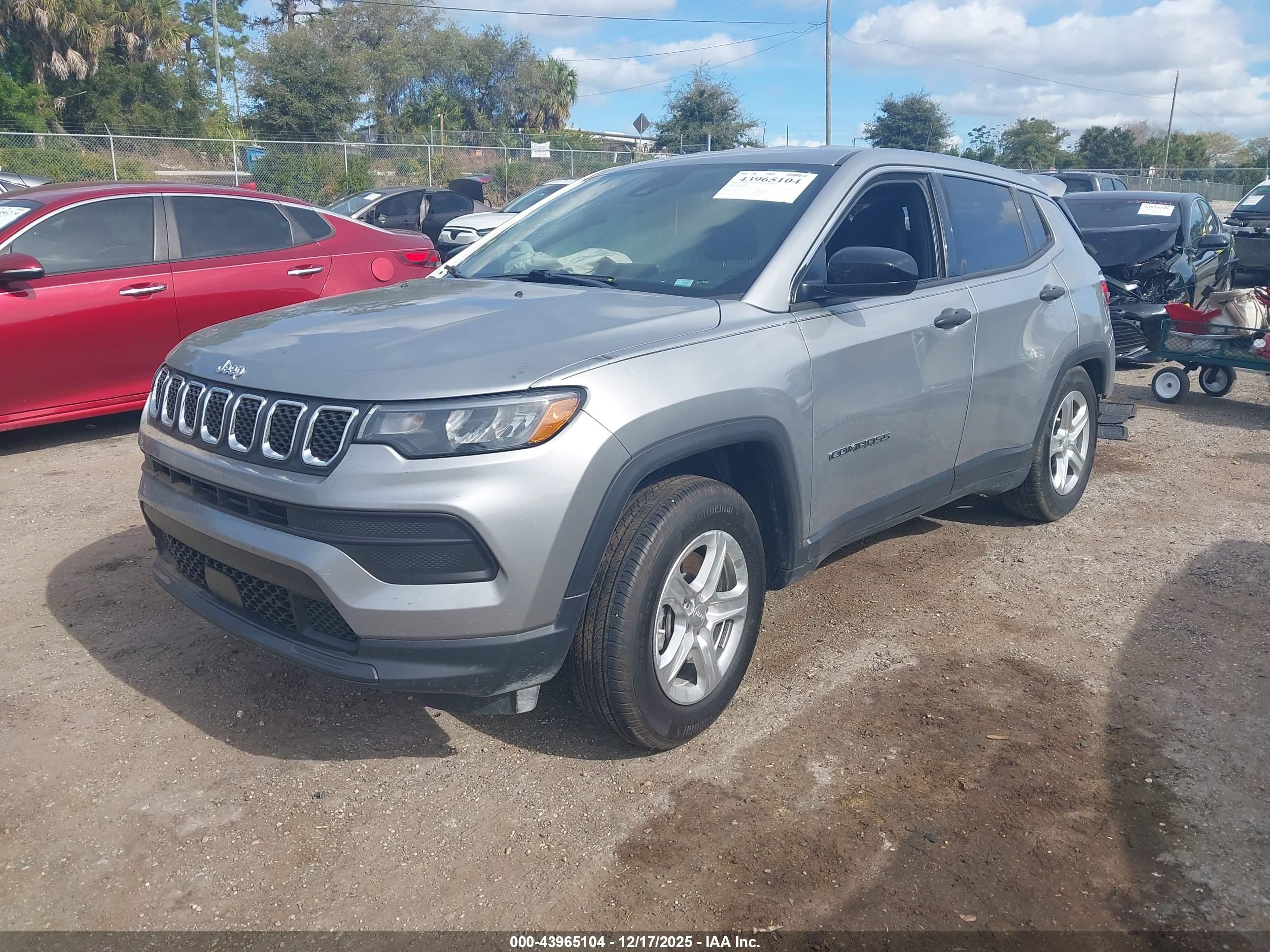 JEEP COMPASS image 2