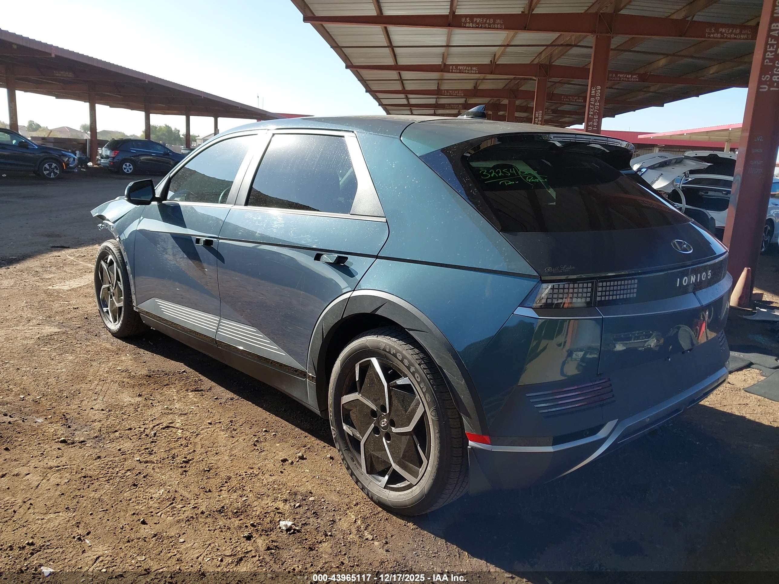 HYUNDAI IONIQ image 3