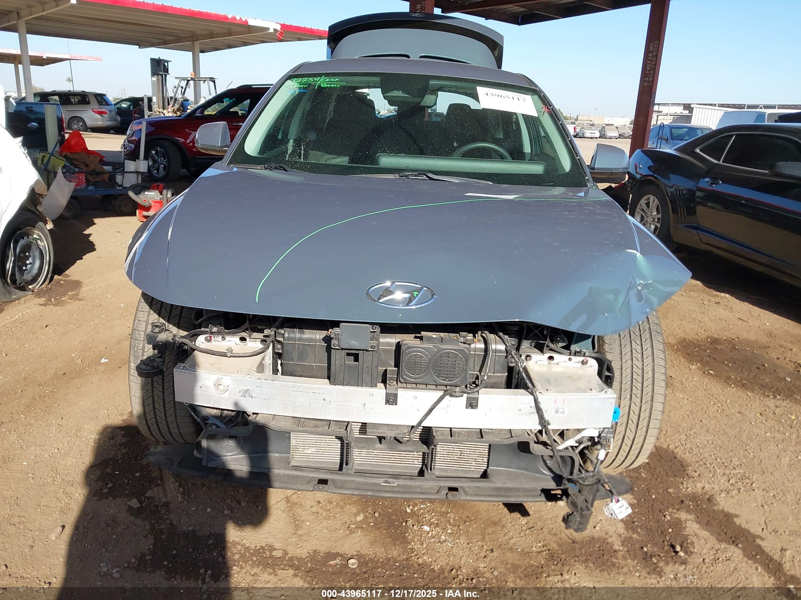 HYUNDAI IONIQ image 6