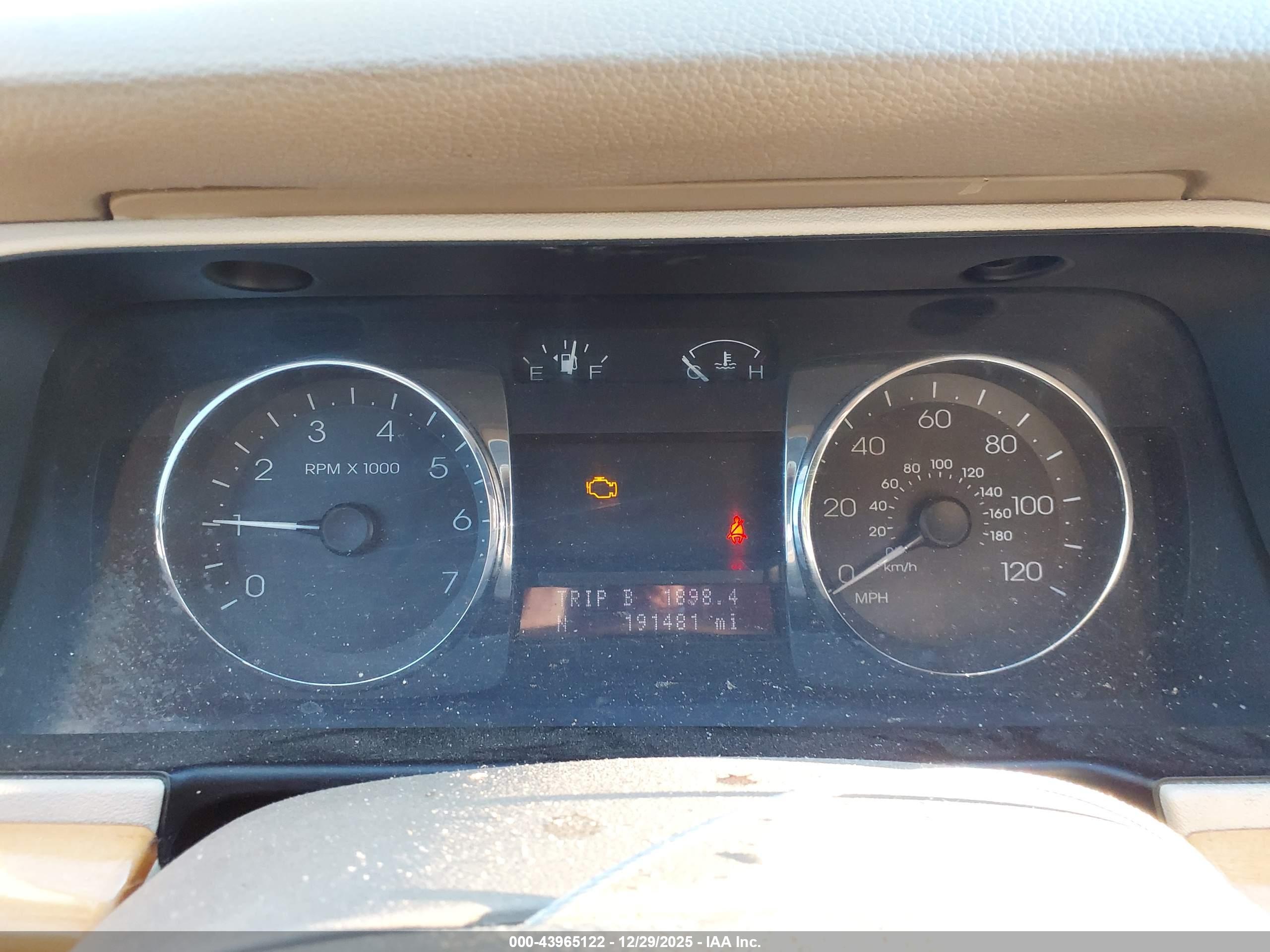 LINCOLN MKZ image 7