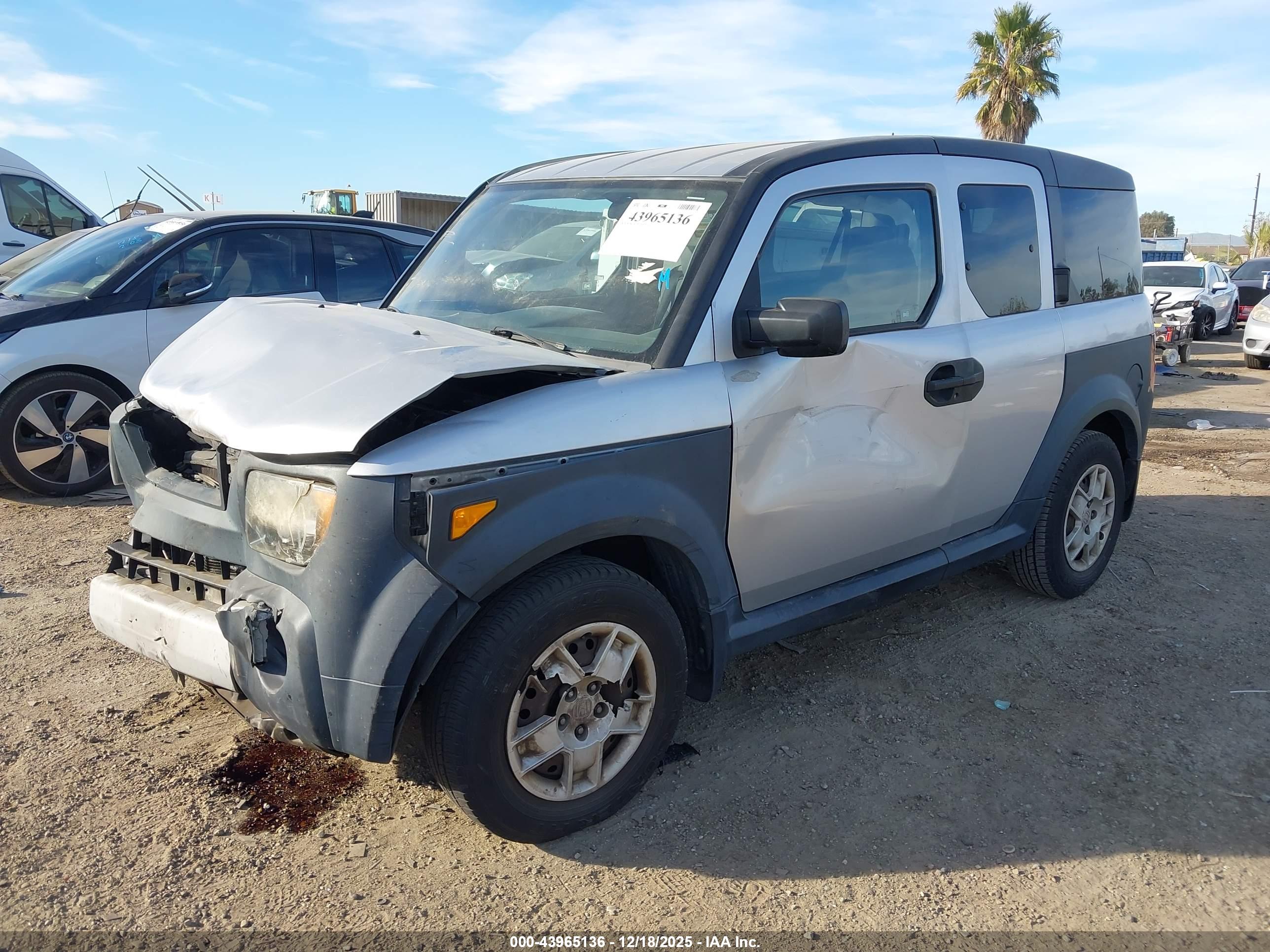 HONDA ELEMENT image 2