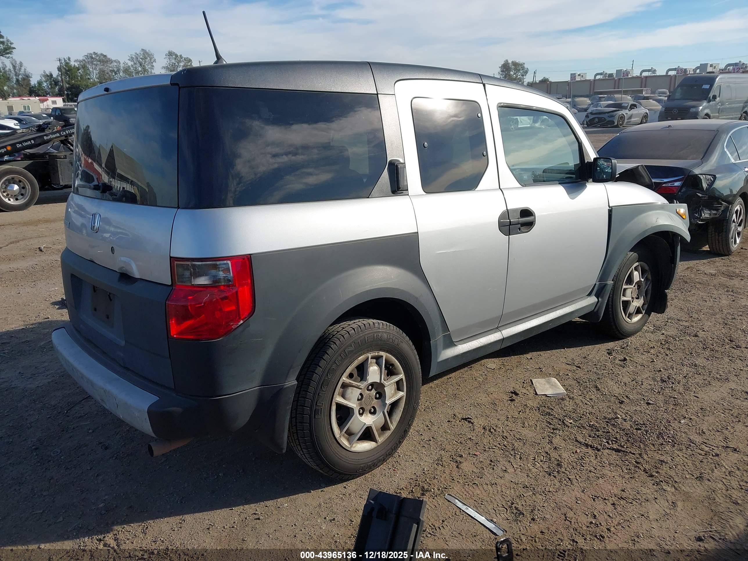 HONDA ELEMENT image 4