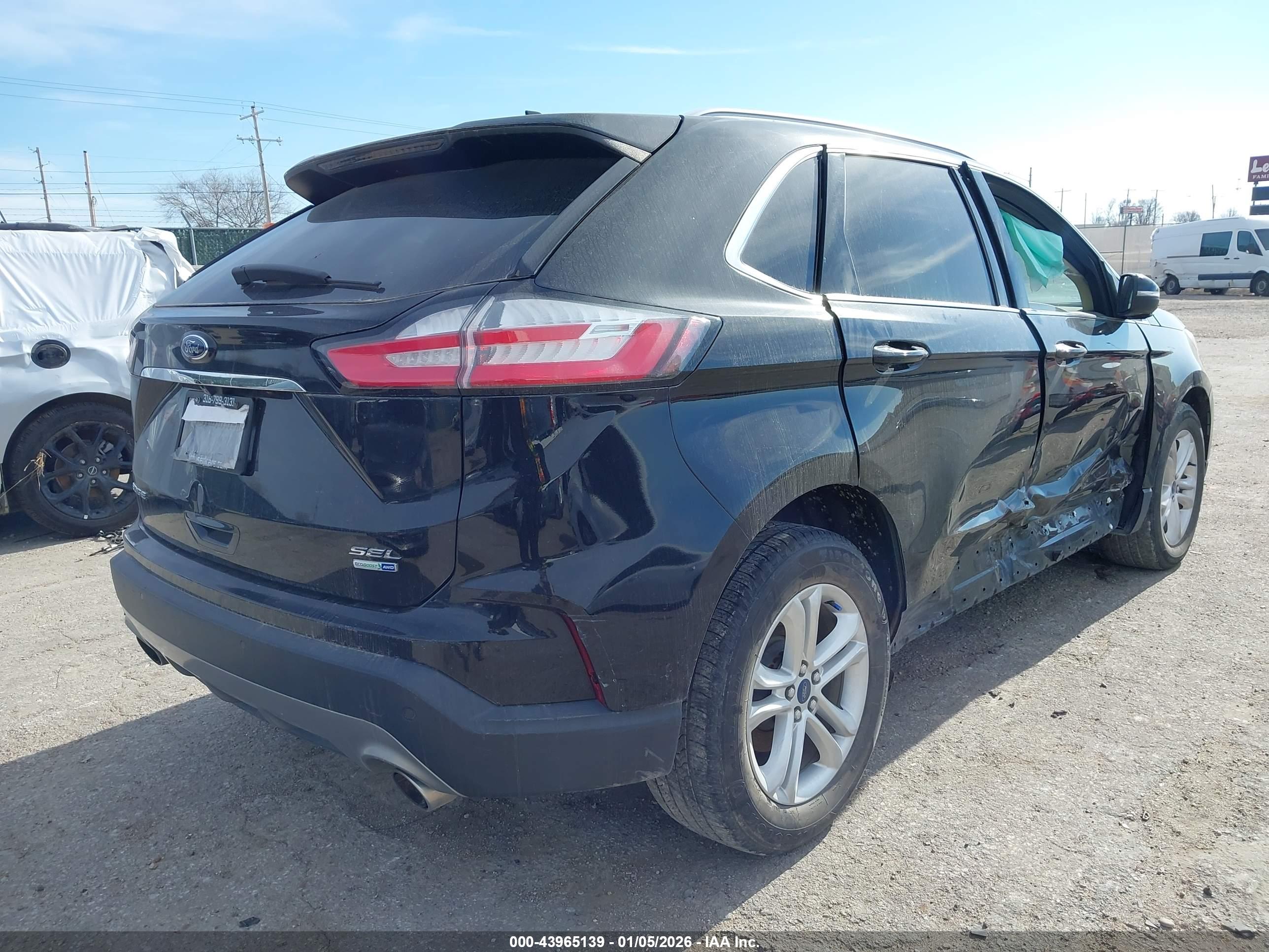 FORD EDGE image 4