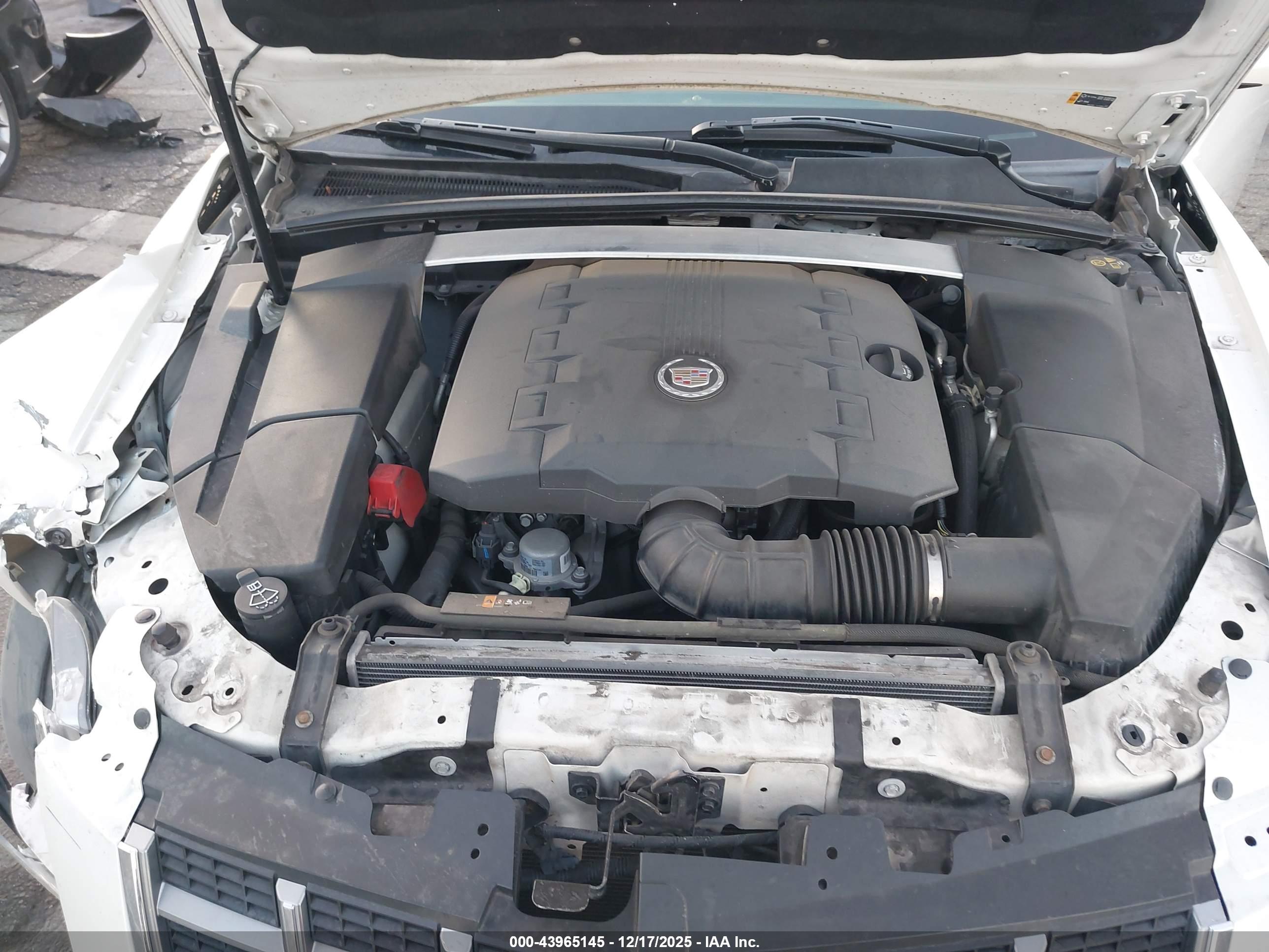 CADILLAC CTS image 10