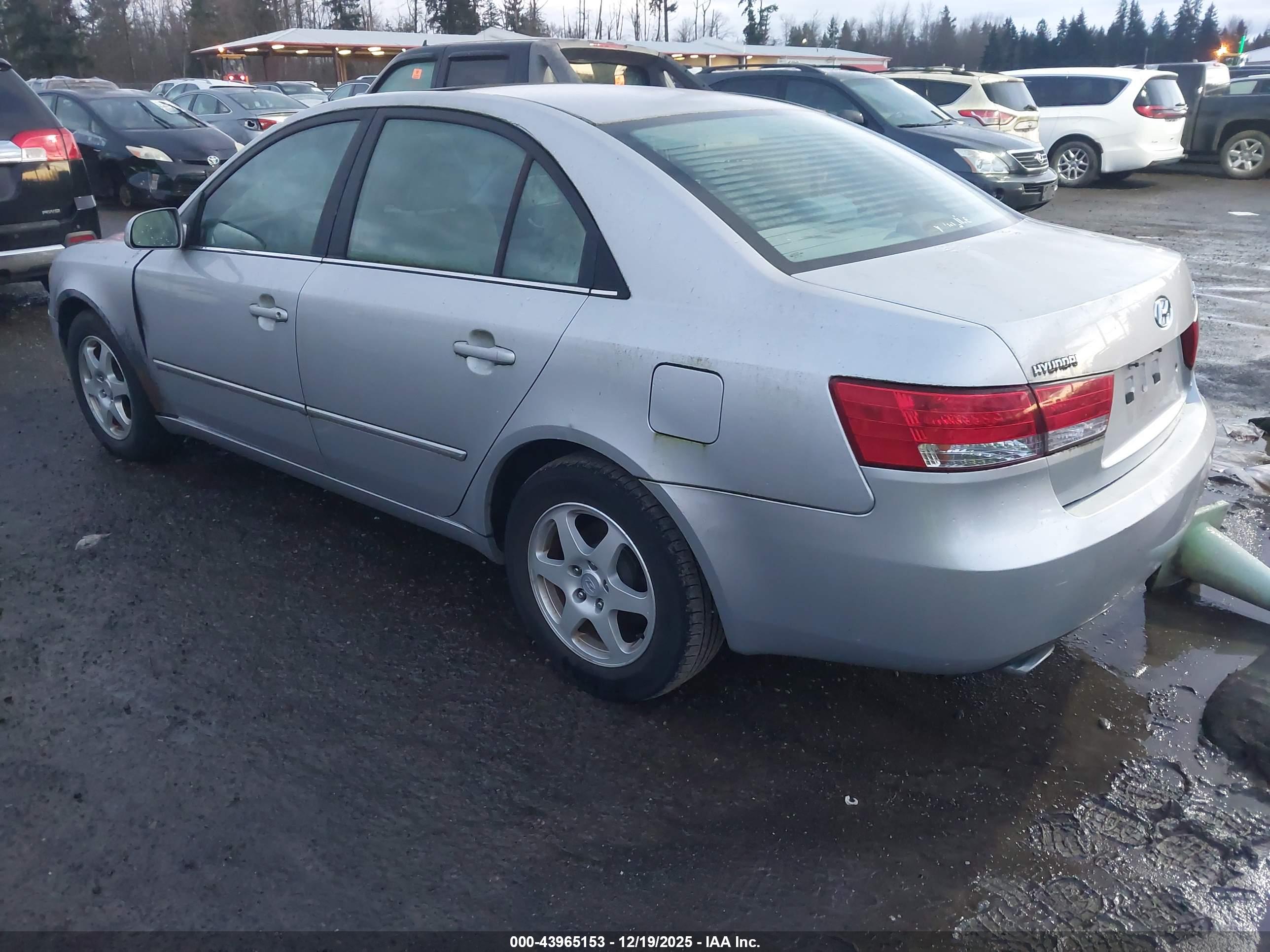 HYUNDAI SONATA image 3