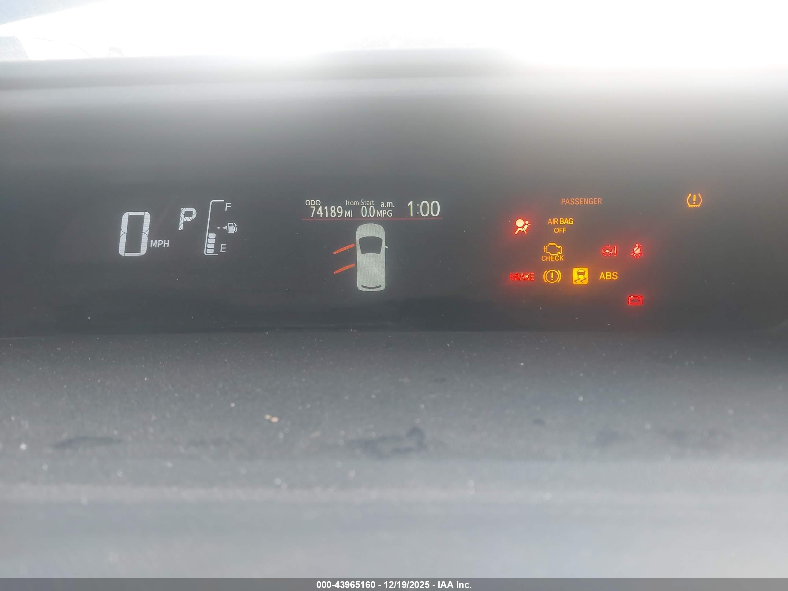 TOYOTA PRIUS image 7