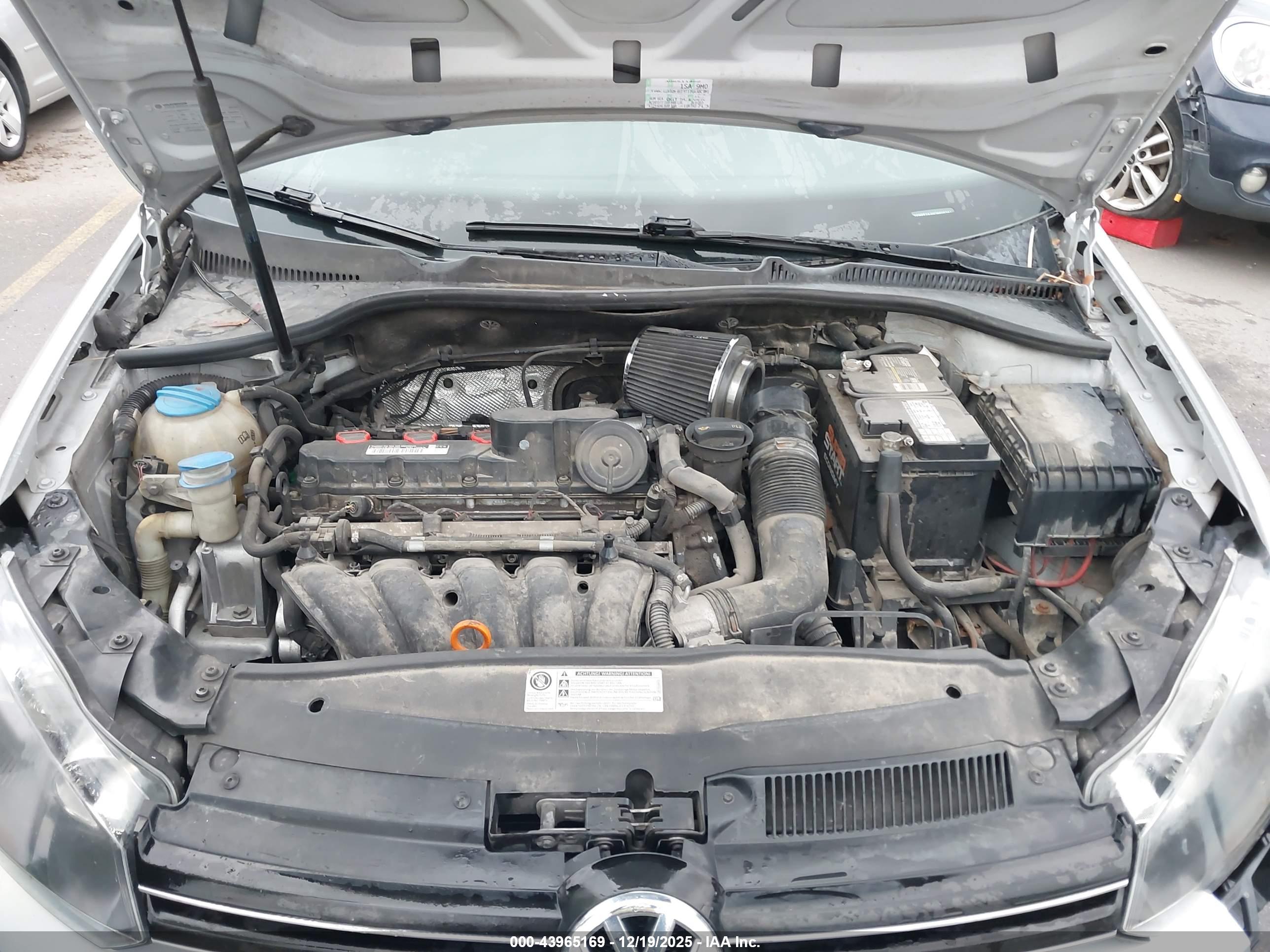 VOLKSWAGEN JETTA image 10