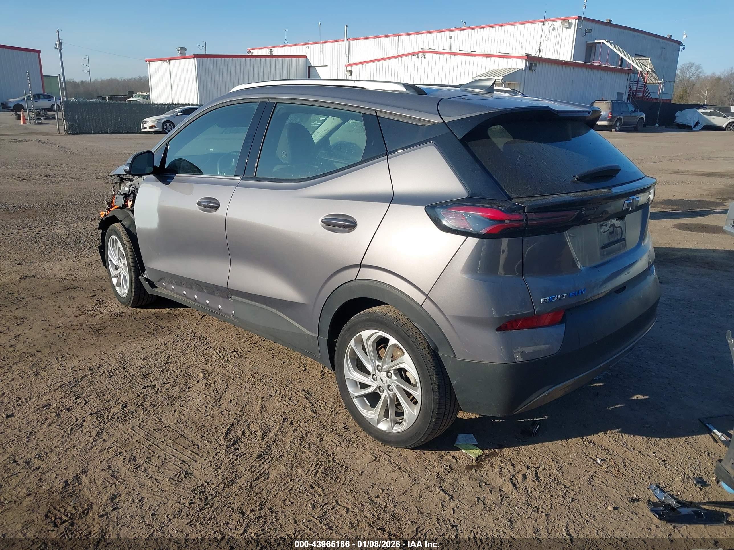 CHEVROLET BOLT image 3