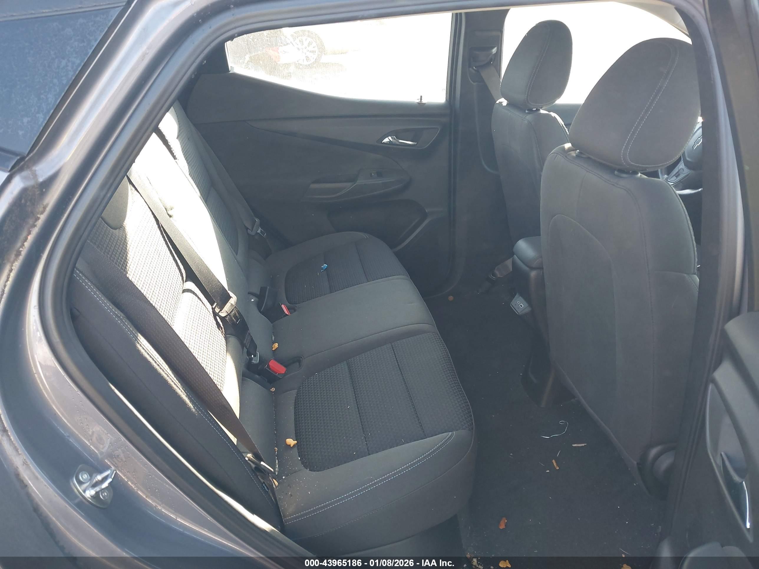CHEVROLET BOLT image 8