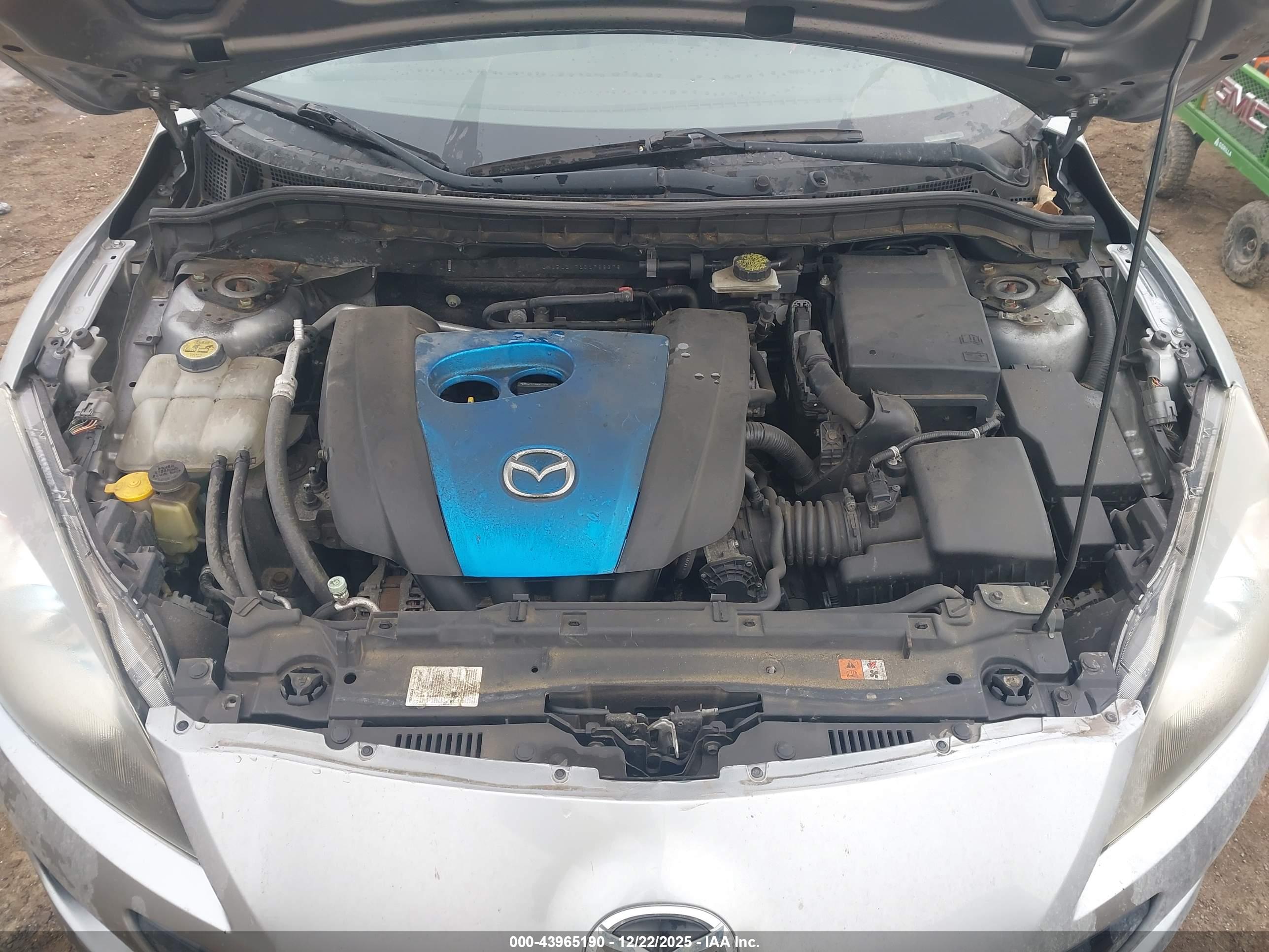 MAZDA MAZDA3 image 10