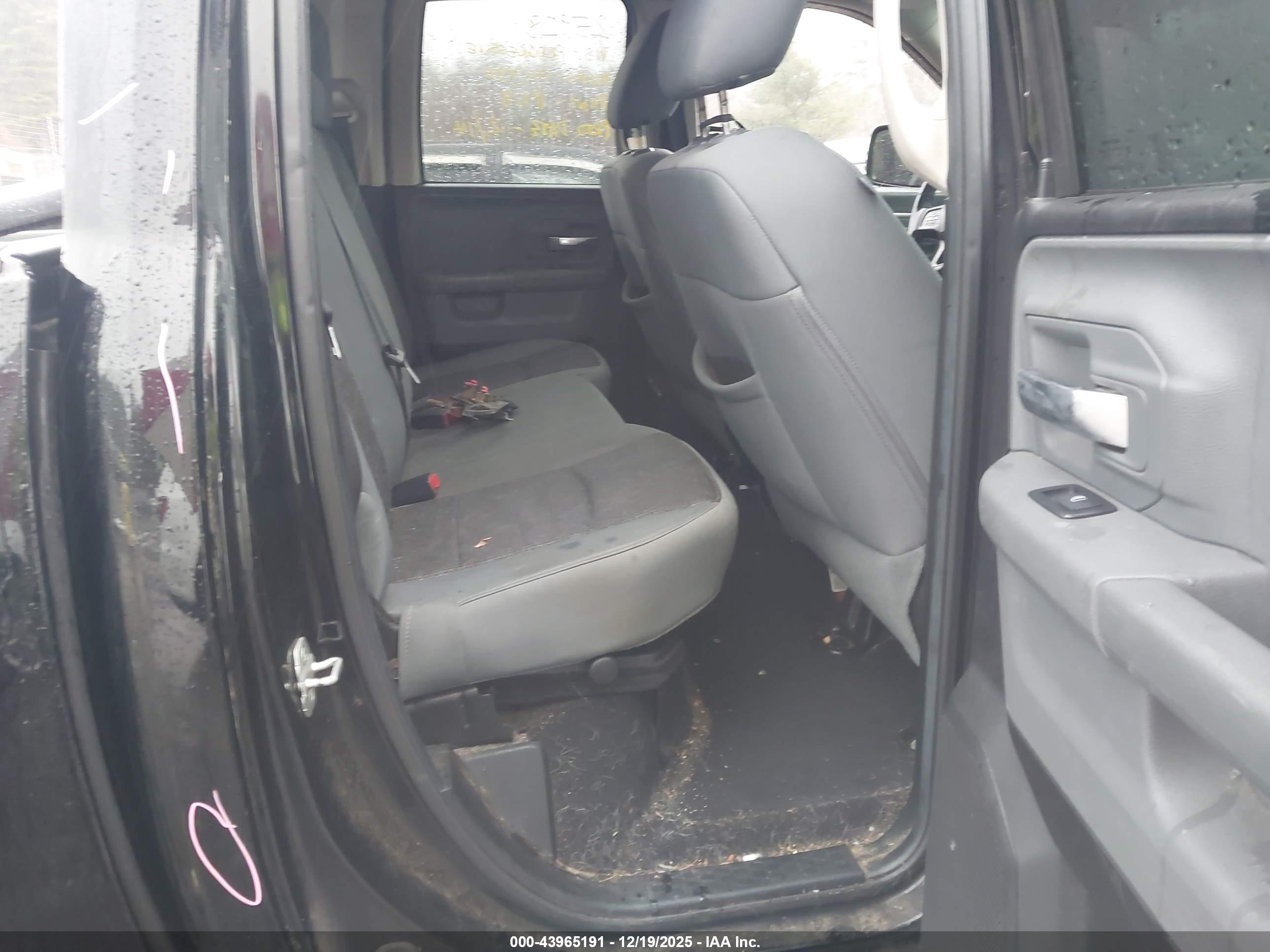 RAM 1500 image 8