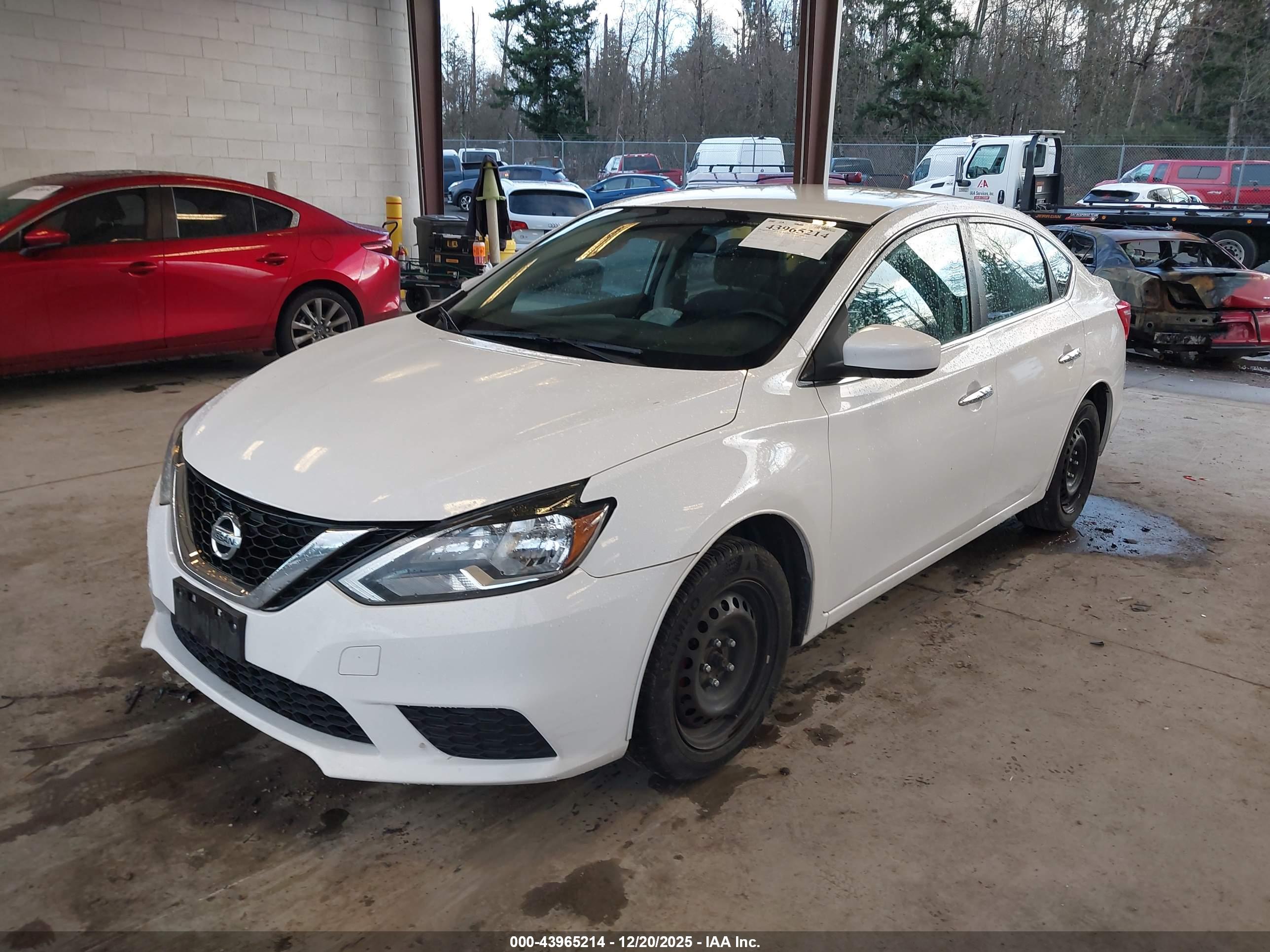 NISSAN SENTRA image 2