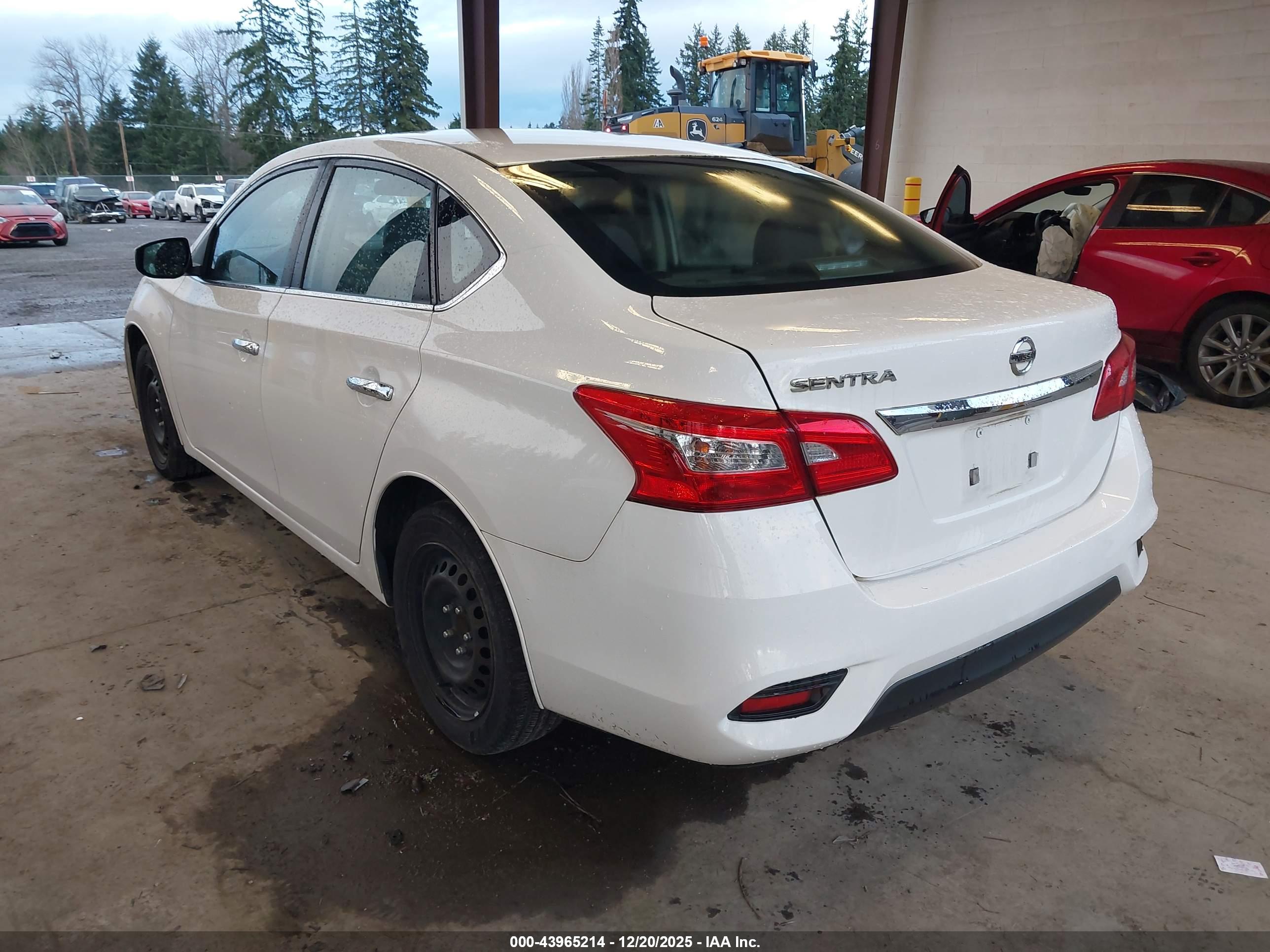 NISSAN SENTRA image 3