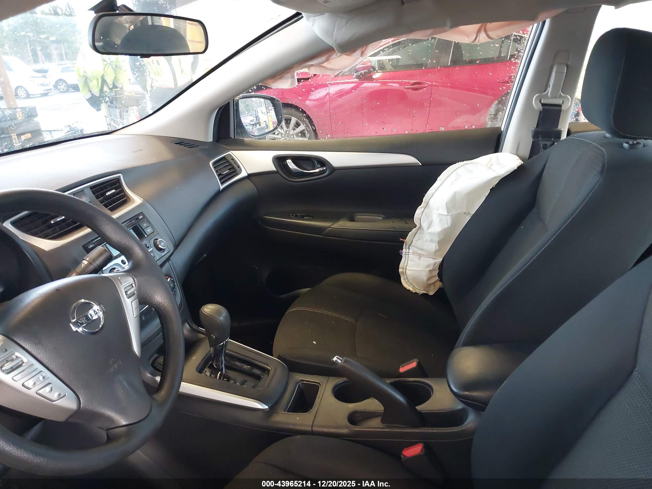 NISSAN SENTRA image 5