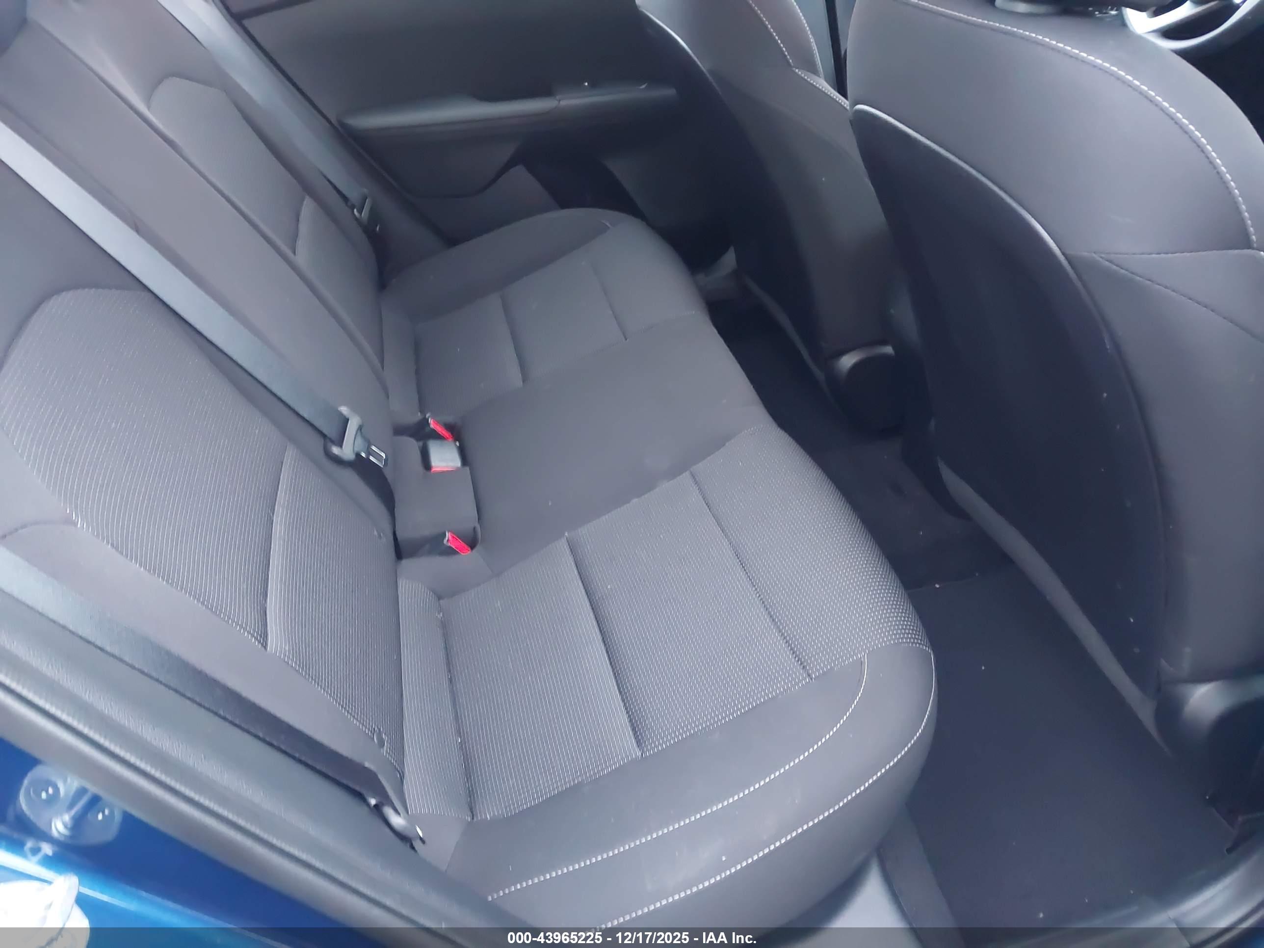 KIA FORTE image 8