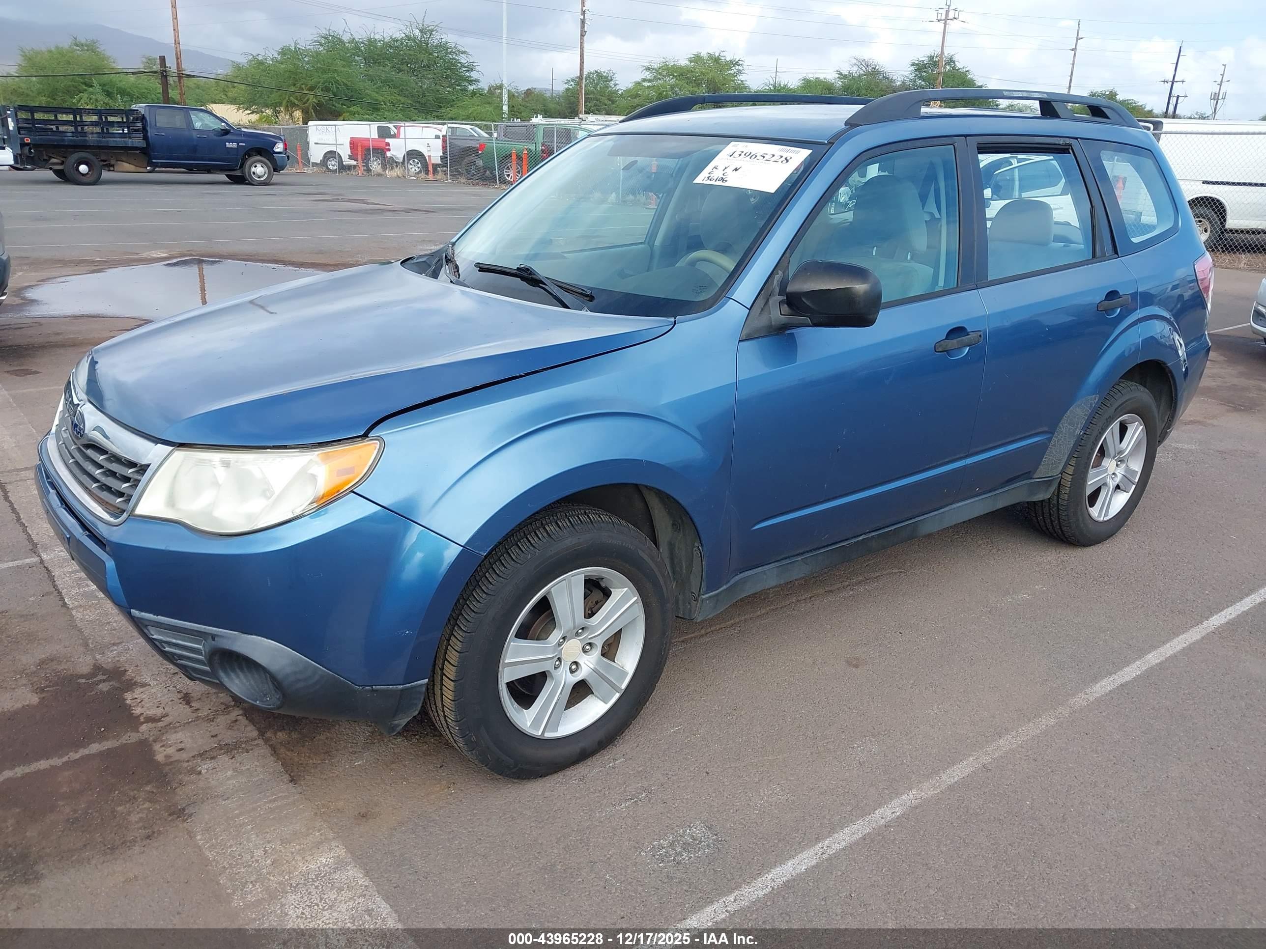 SUBARU FORESTER image 2