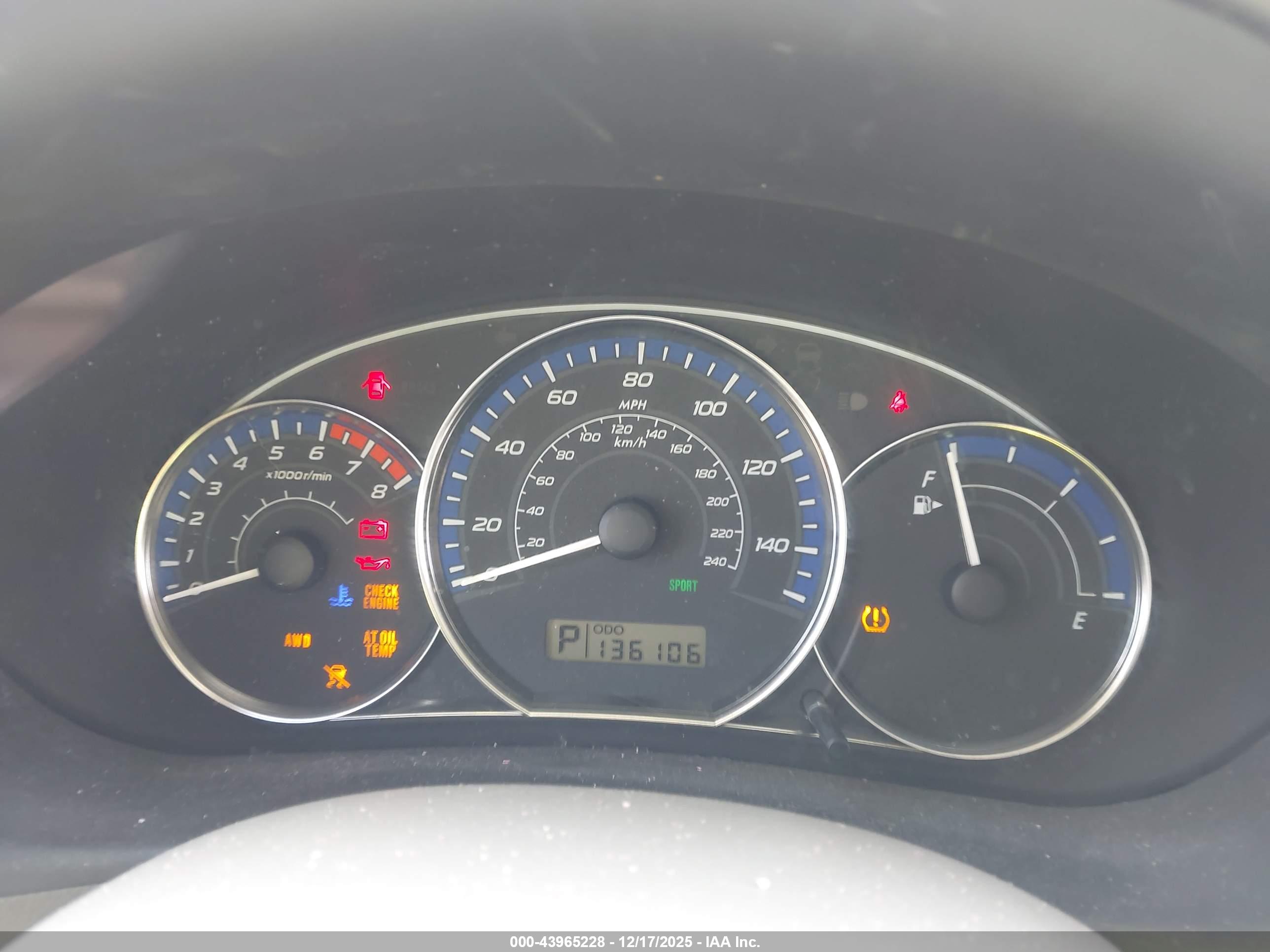 SUBARU FORESTER image 7