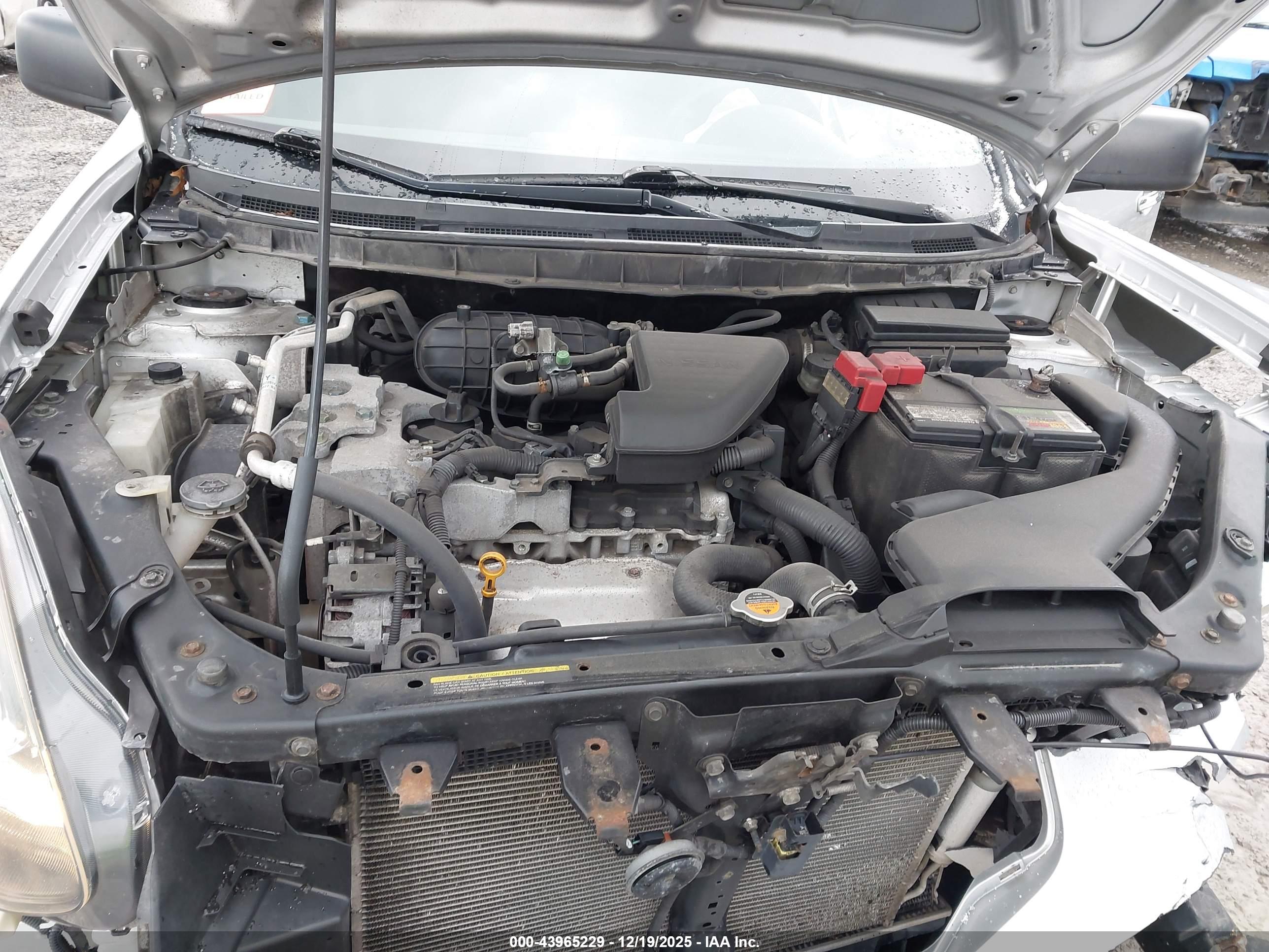 NISSAN ROGUE image 10