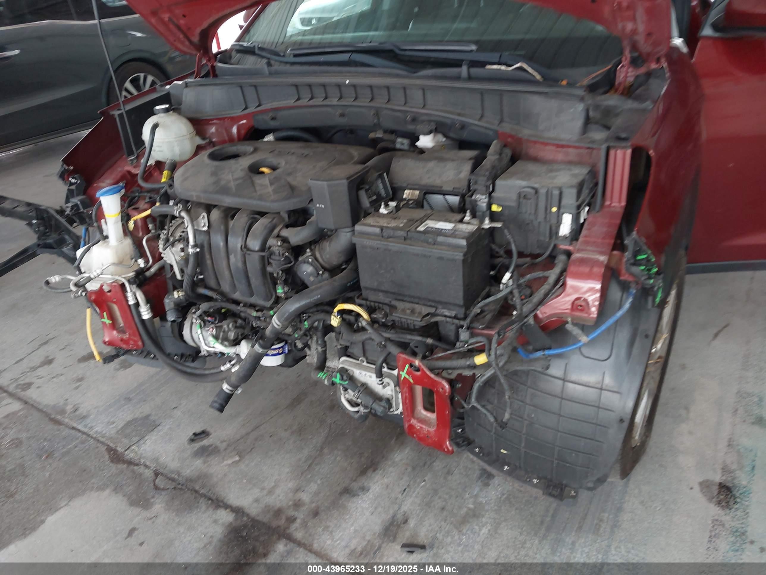 HYUNDAI TUCSON image 6