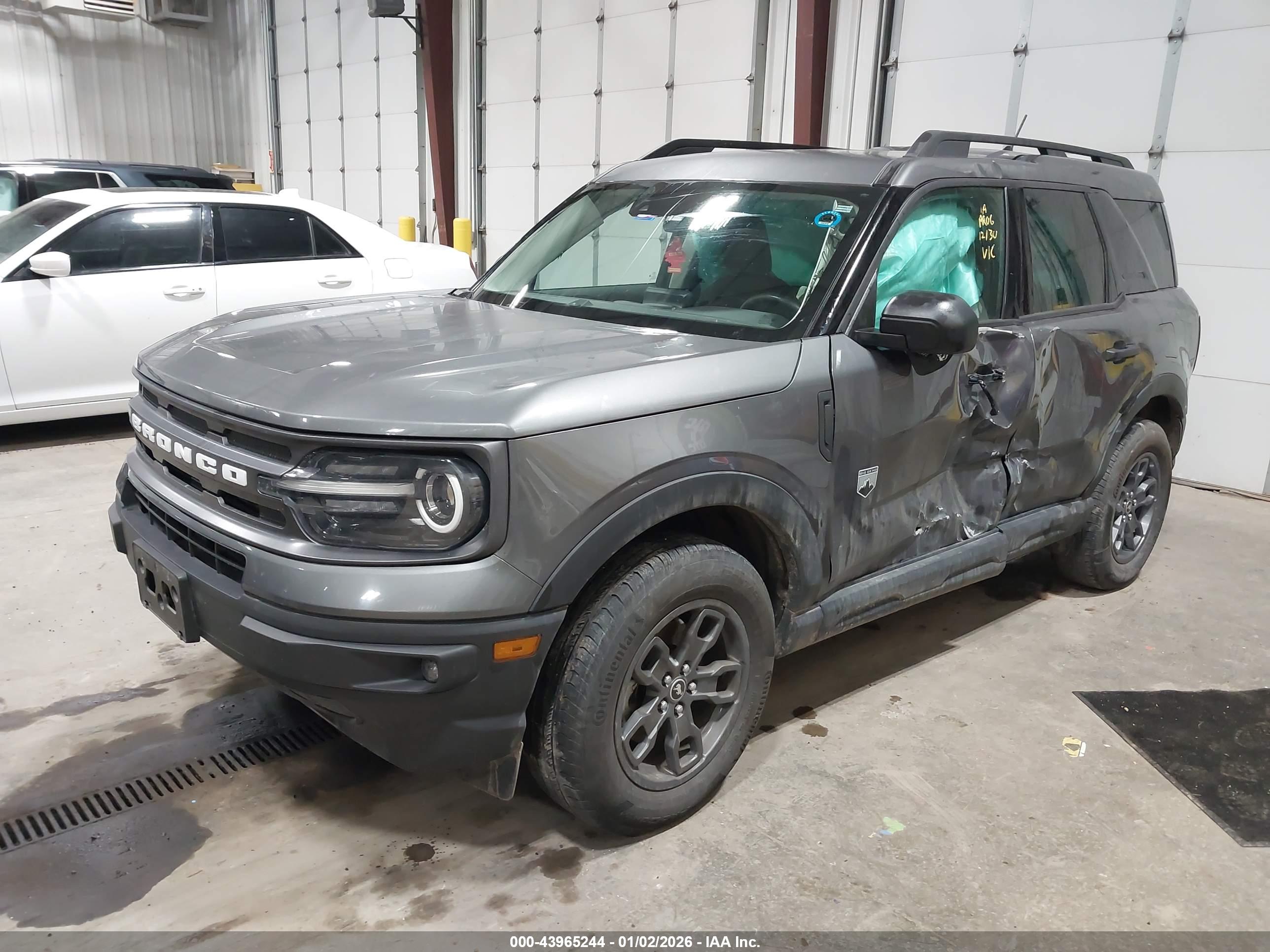 FORD BRONCO image 2