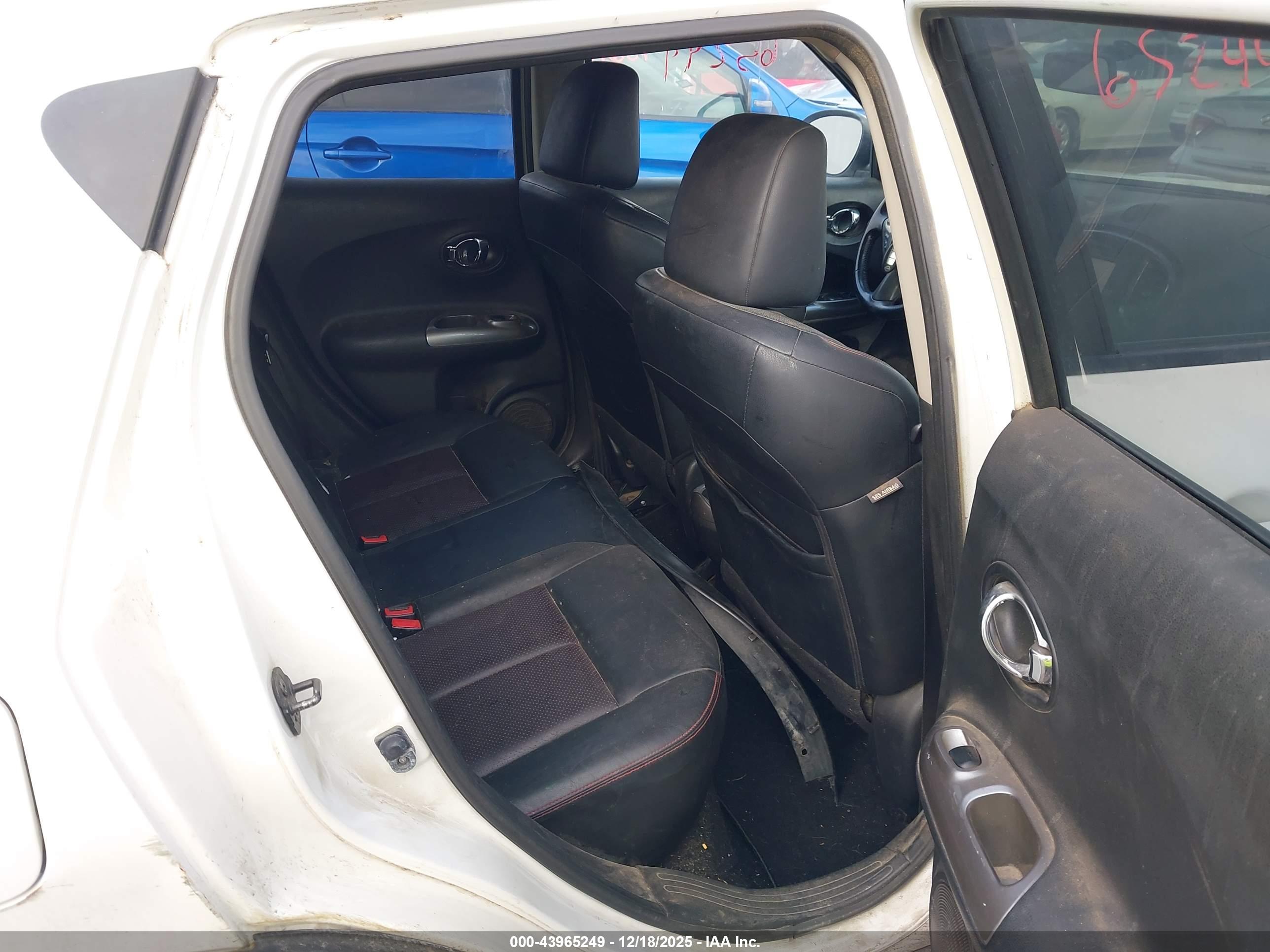 NISSAN JUKE image 8