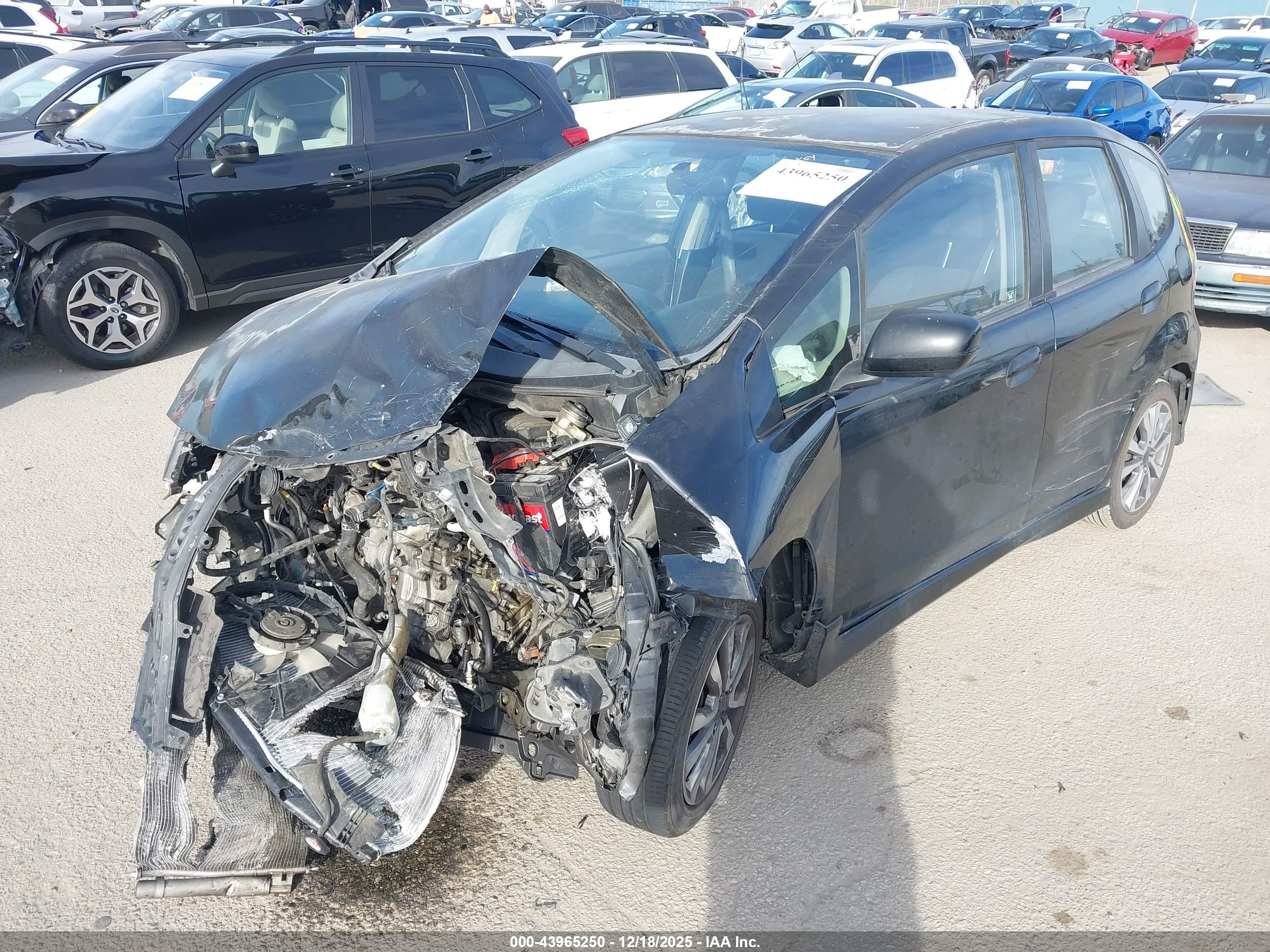 HONDA FIT image 2