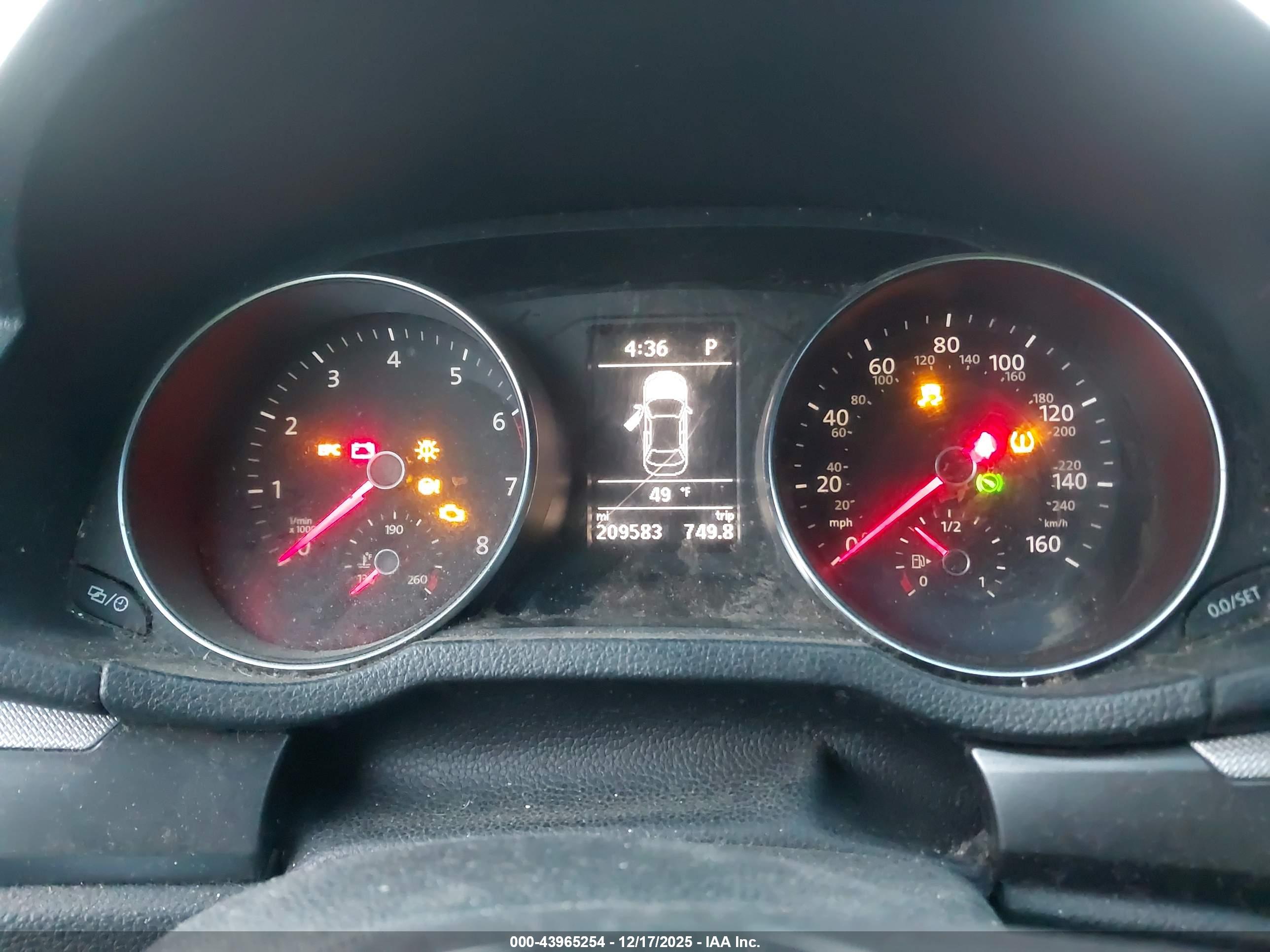 VOLKSWAGEN PASSAT image 7