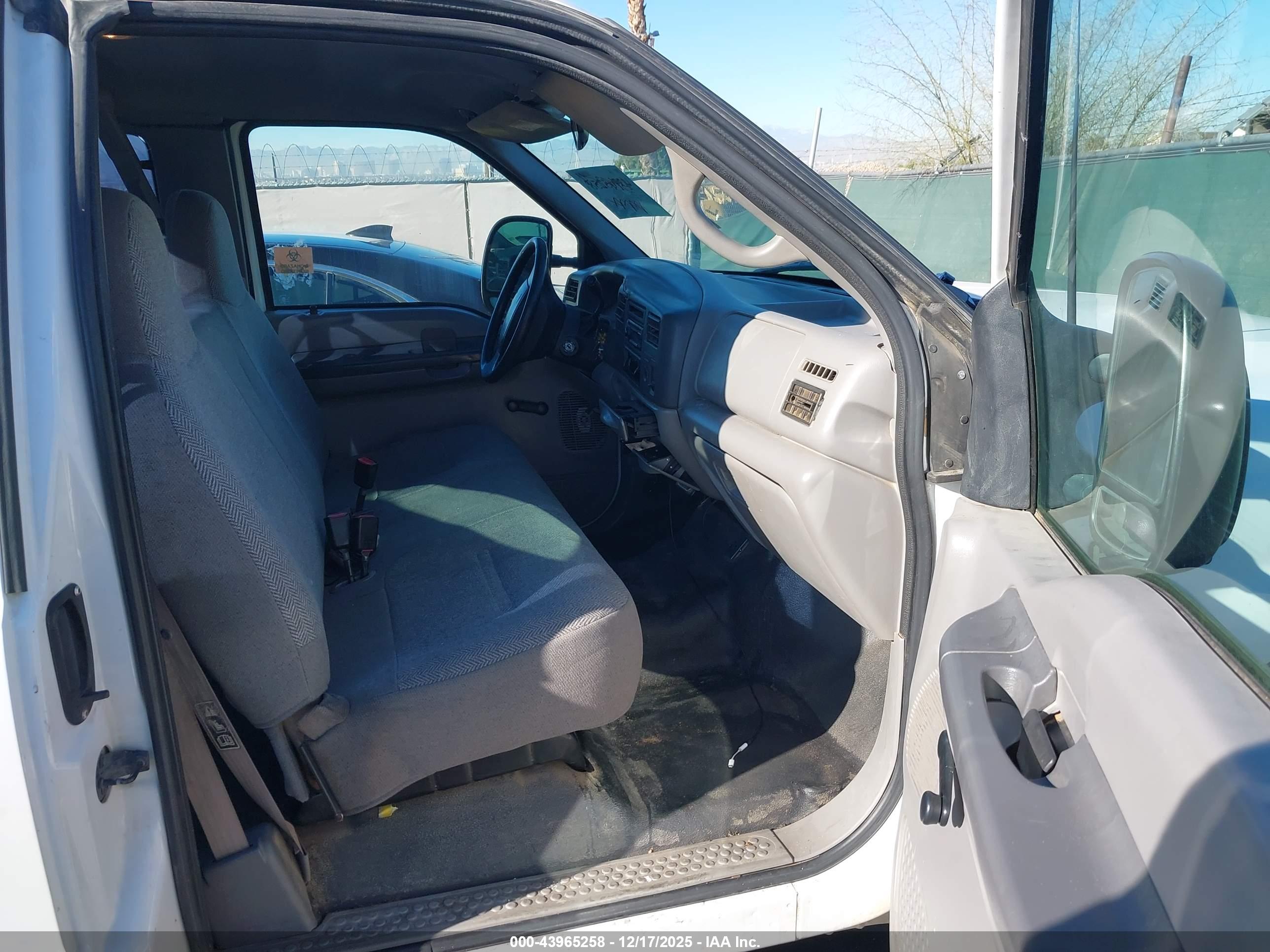 FORD F-250 image 5