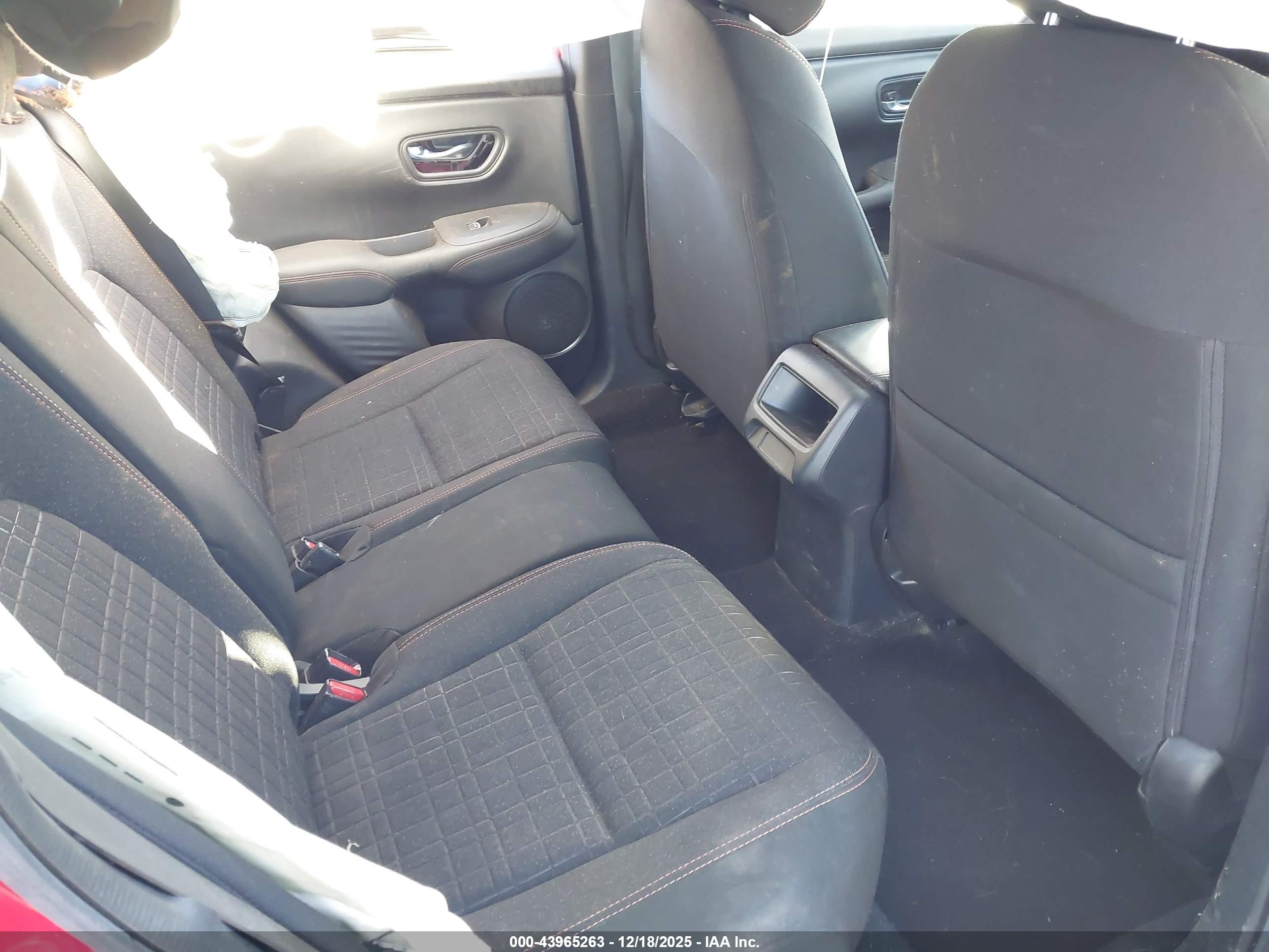 HONDA HR-V image 8