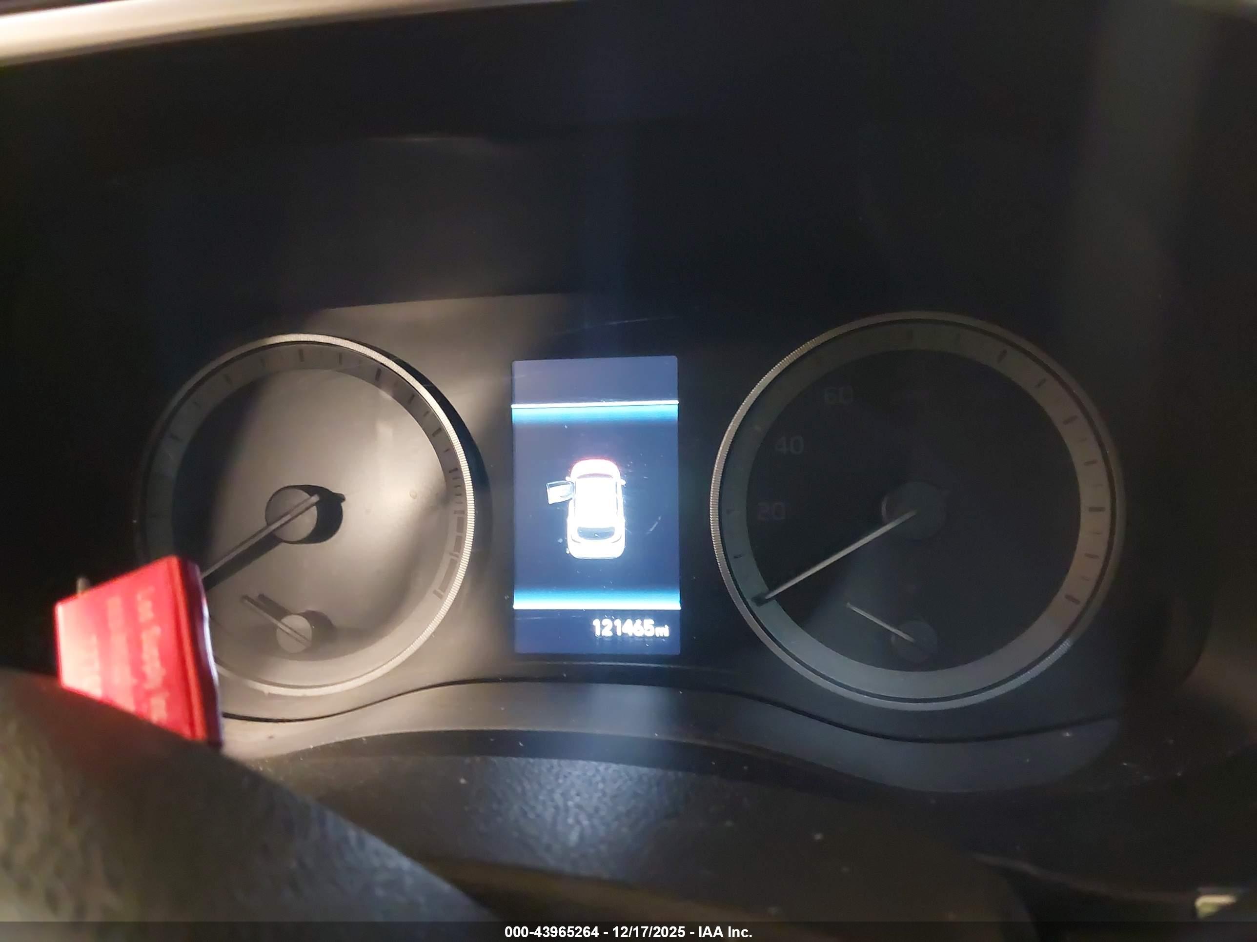 HYUNDAI TUCSON image 7
