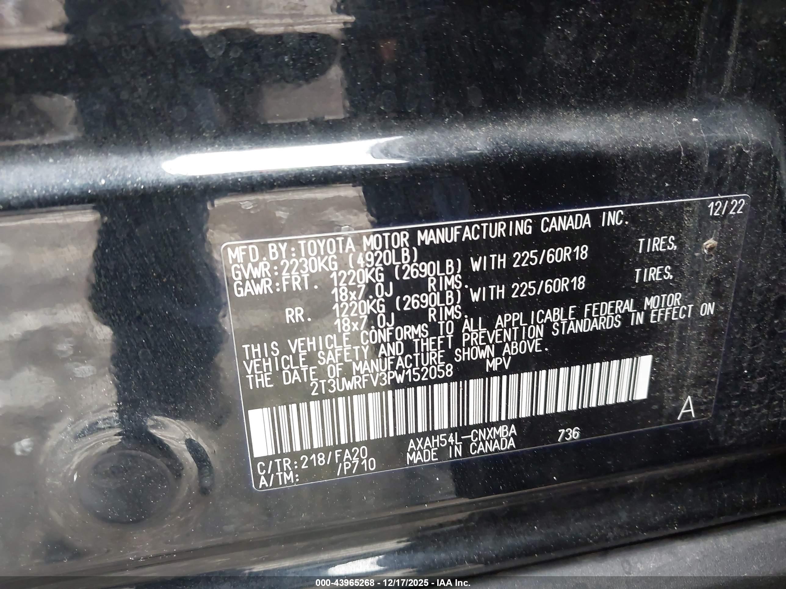 TOYOTA RAV4 image 9